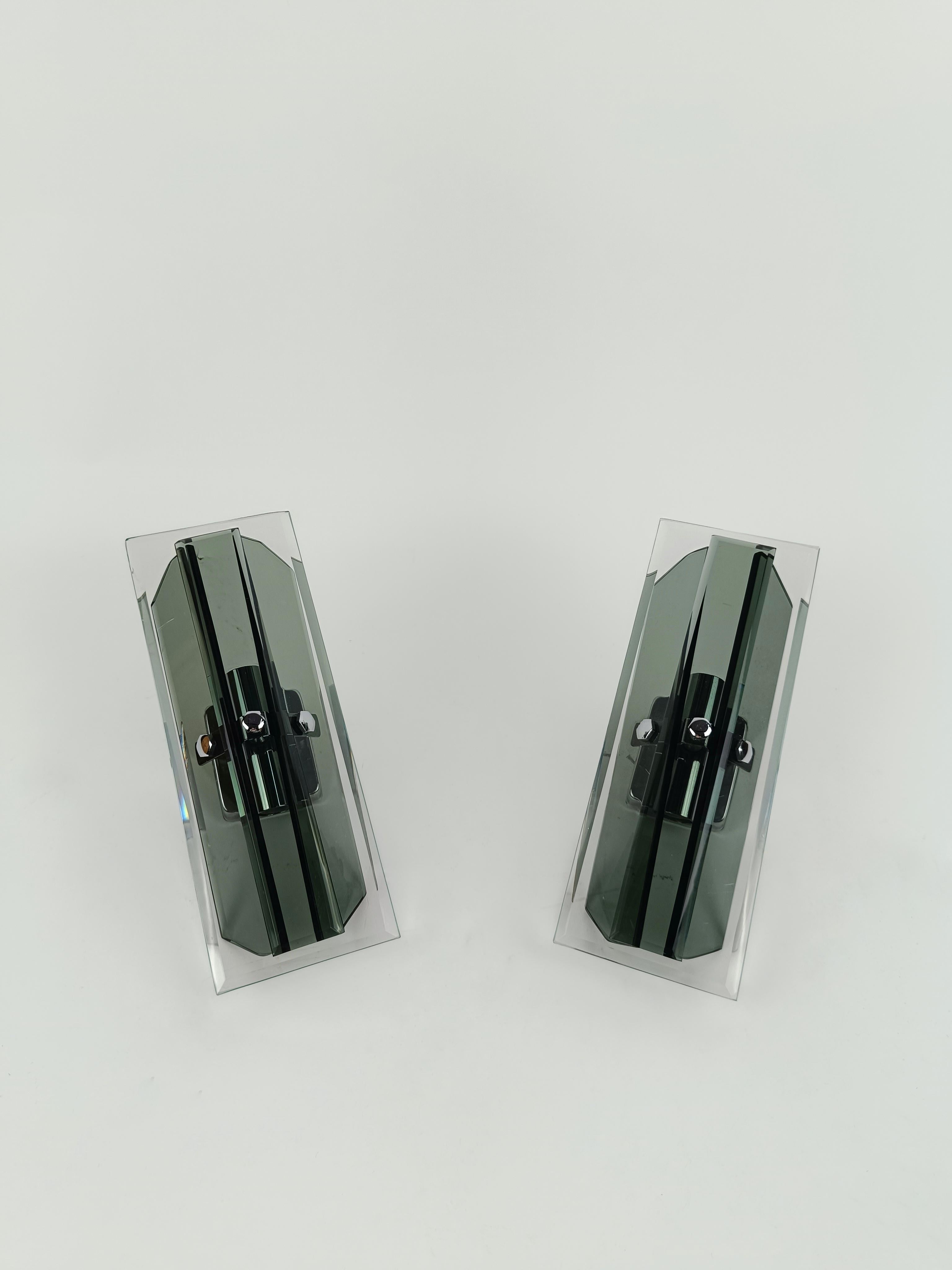 Pair of Italian Smoked and Green Nilo Glass Sconces in the style of Veca 1960s  For Sale 5