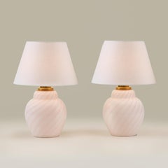Pair of Italian soft pink Murano glass swirl lamps, Italy 1960s
