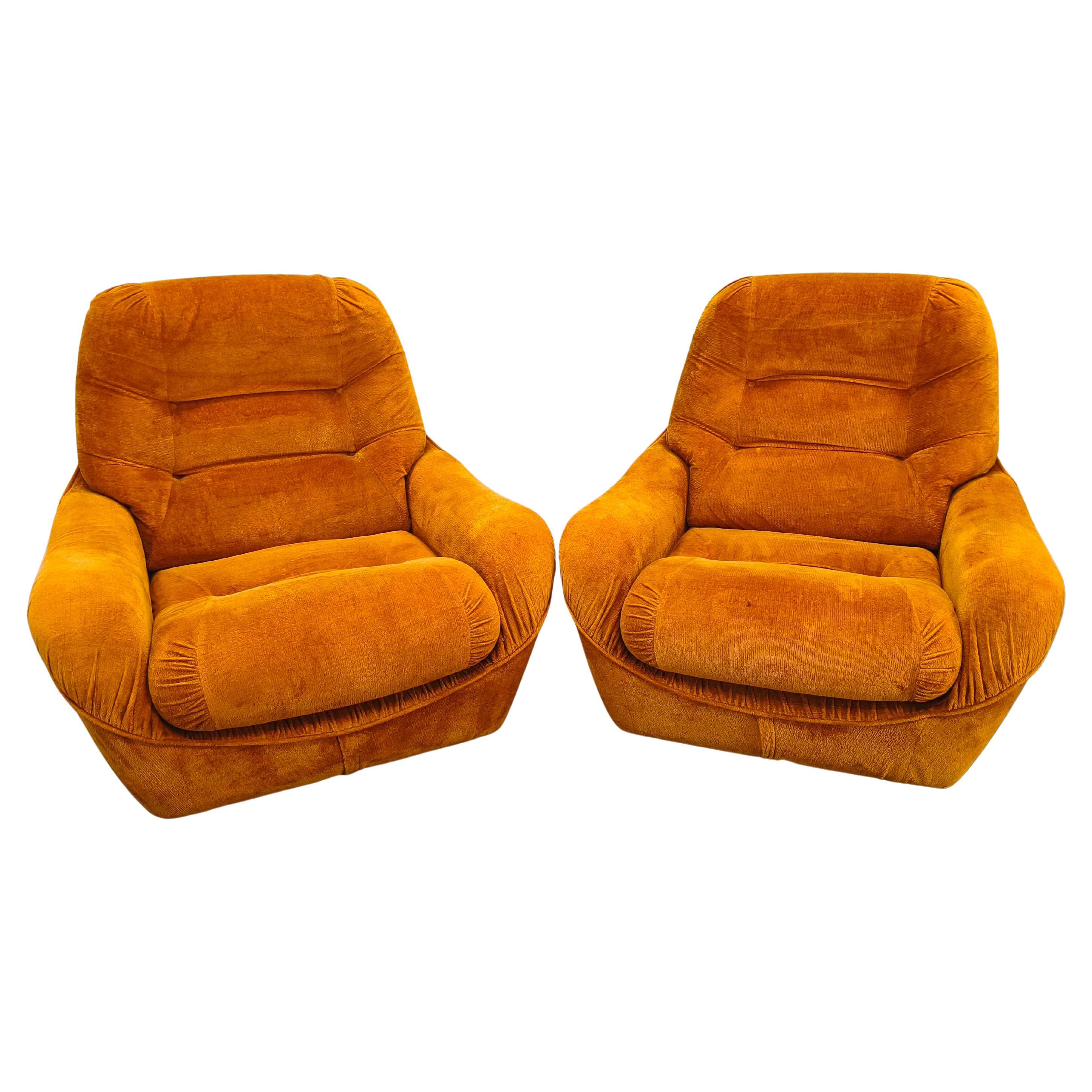 Pair of Italian Space Age Lounge Chairs, Orange Upholstery, 1970s For Sale