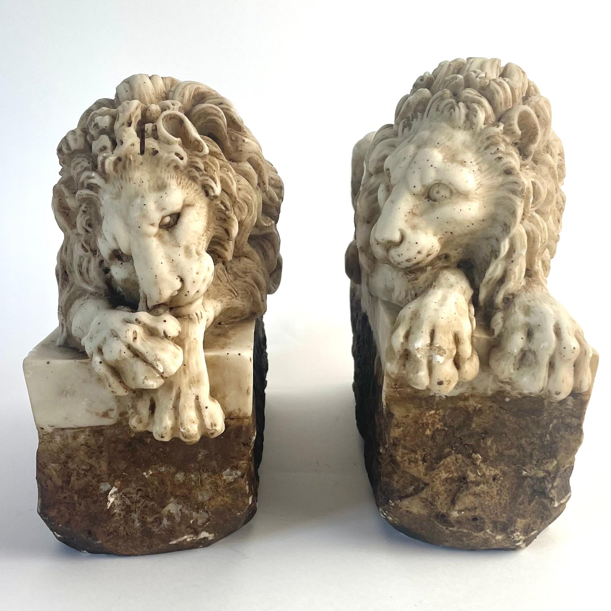 Pareja de leones italianos de gres según Antonio Canova, Siglo XIX en venta 1