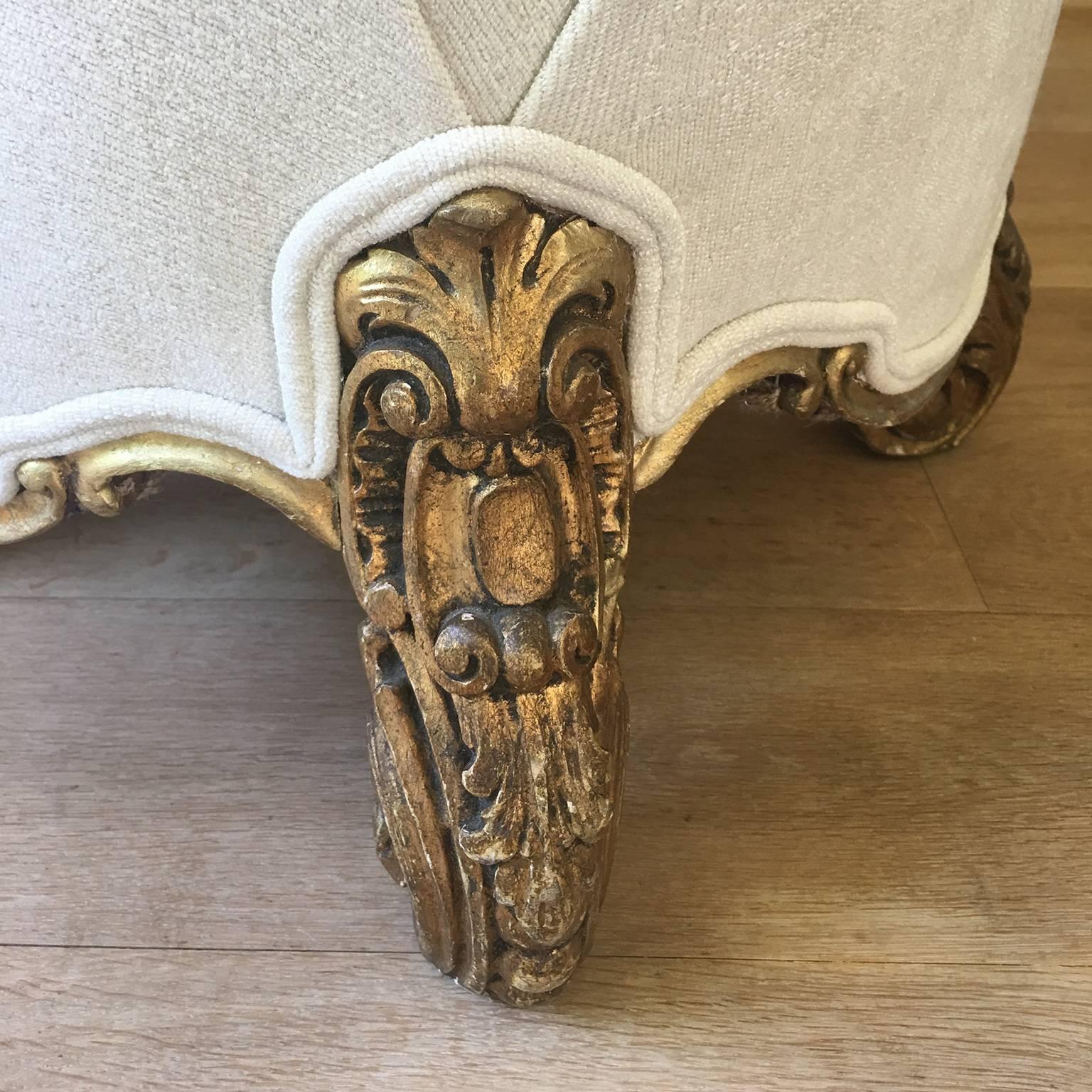 Pair of Italian Stool in Carved Wood, circa 1900 For Sale 2