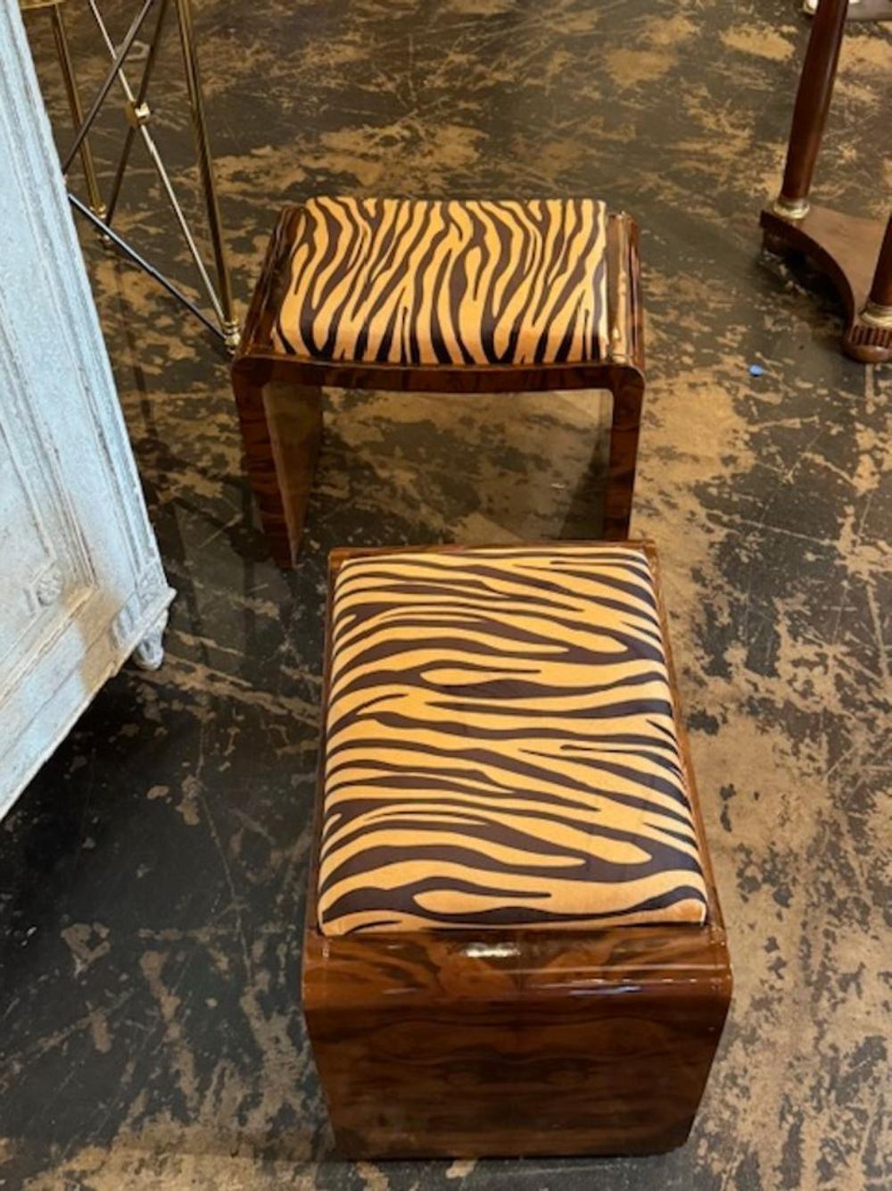 Pair of Italian Stools 1