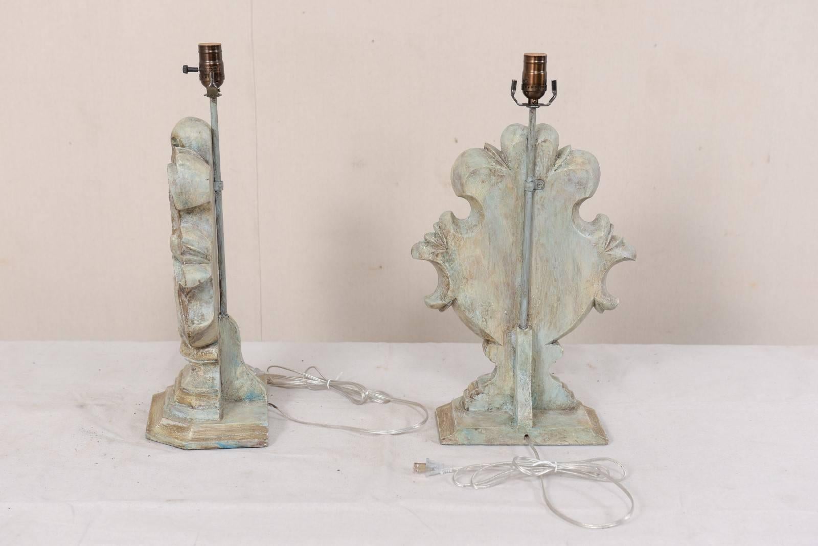 Pair of Italian Style Carved and Painted Wood Acanthus Leaf Motif Table Lamps 4