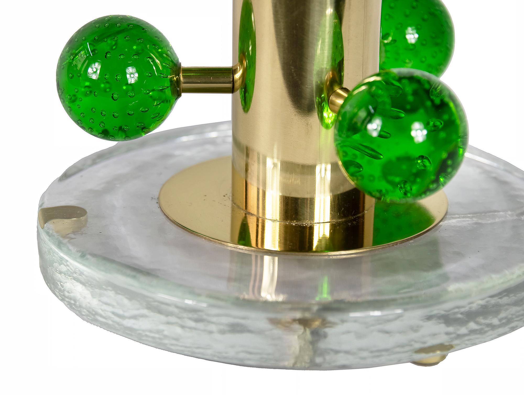 Contemporary Pair of Italian Table Lamps in Brass and Green Murano Glass For Sale
