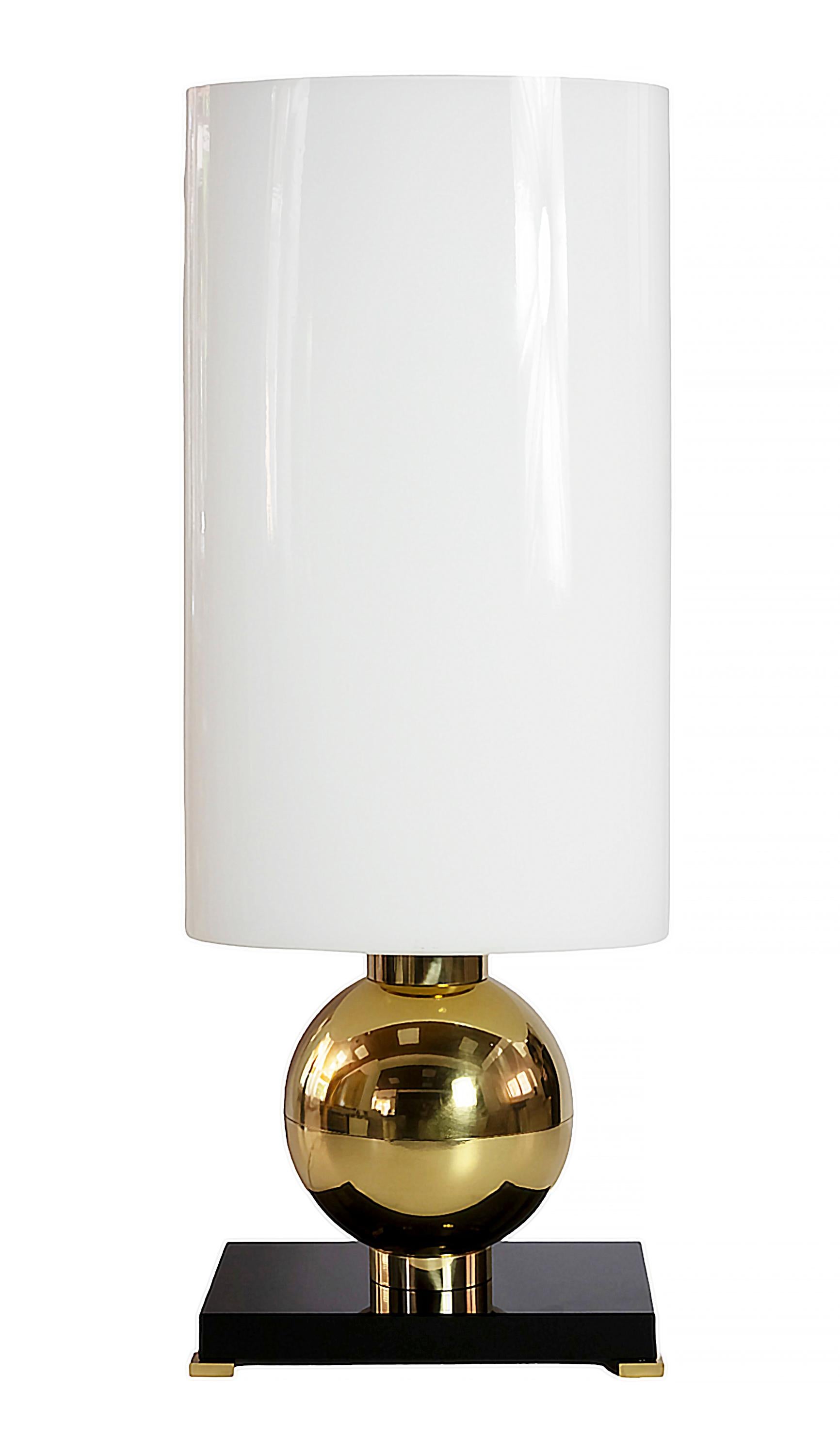 Ein Paar italienische Tischlampen aus Messing, Sockel und Lampenschirme aus Murano-Glas im Angebot 2