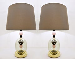 Paire de lampes de bureau italiennes en verre rose fumé transparent et noir