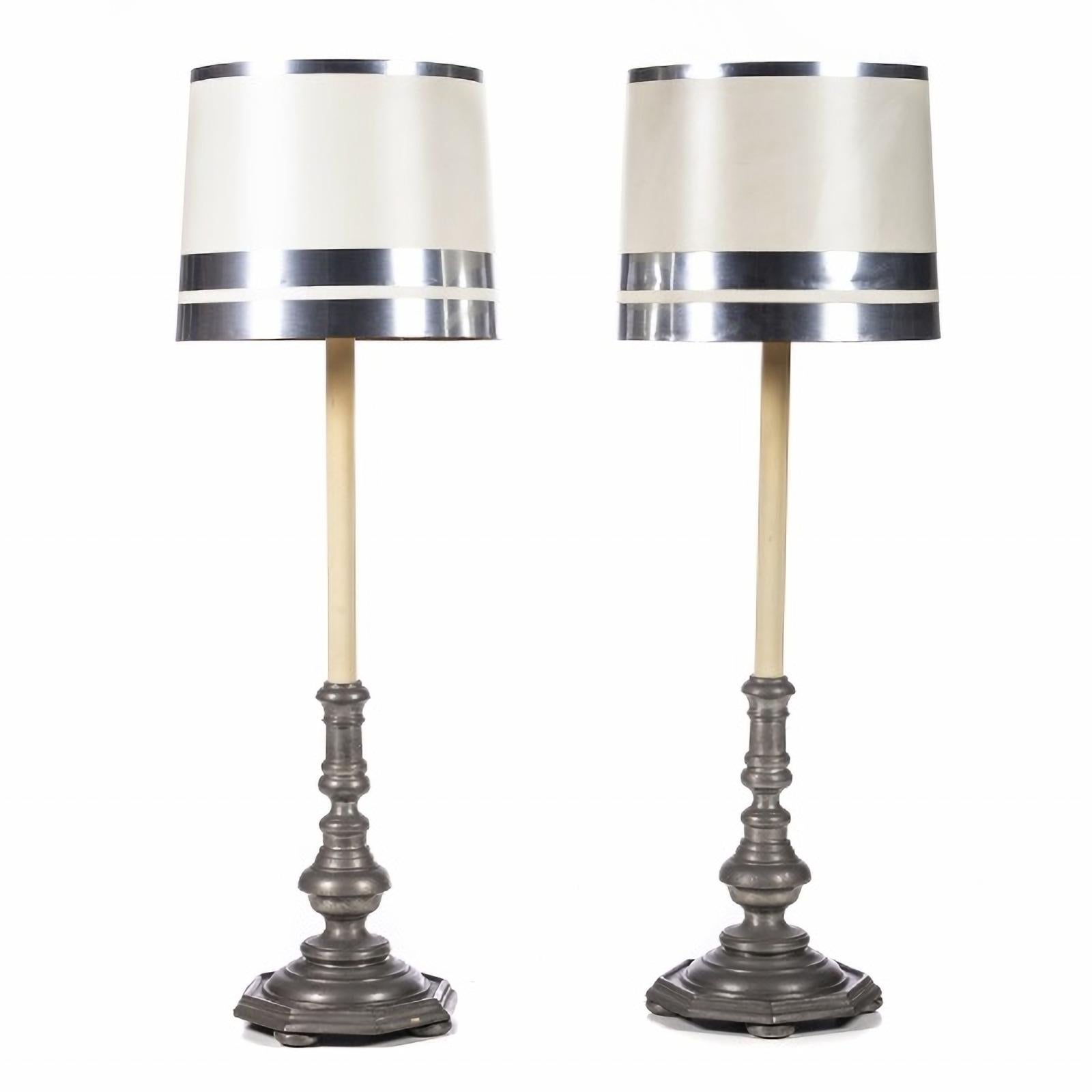 European PAIR OF ITALIAN TALL LAMPS 20th Century For Sale