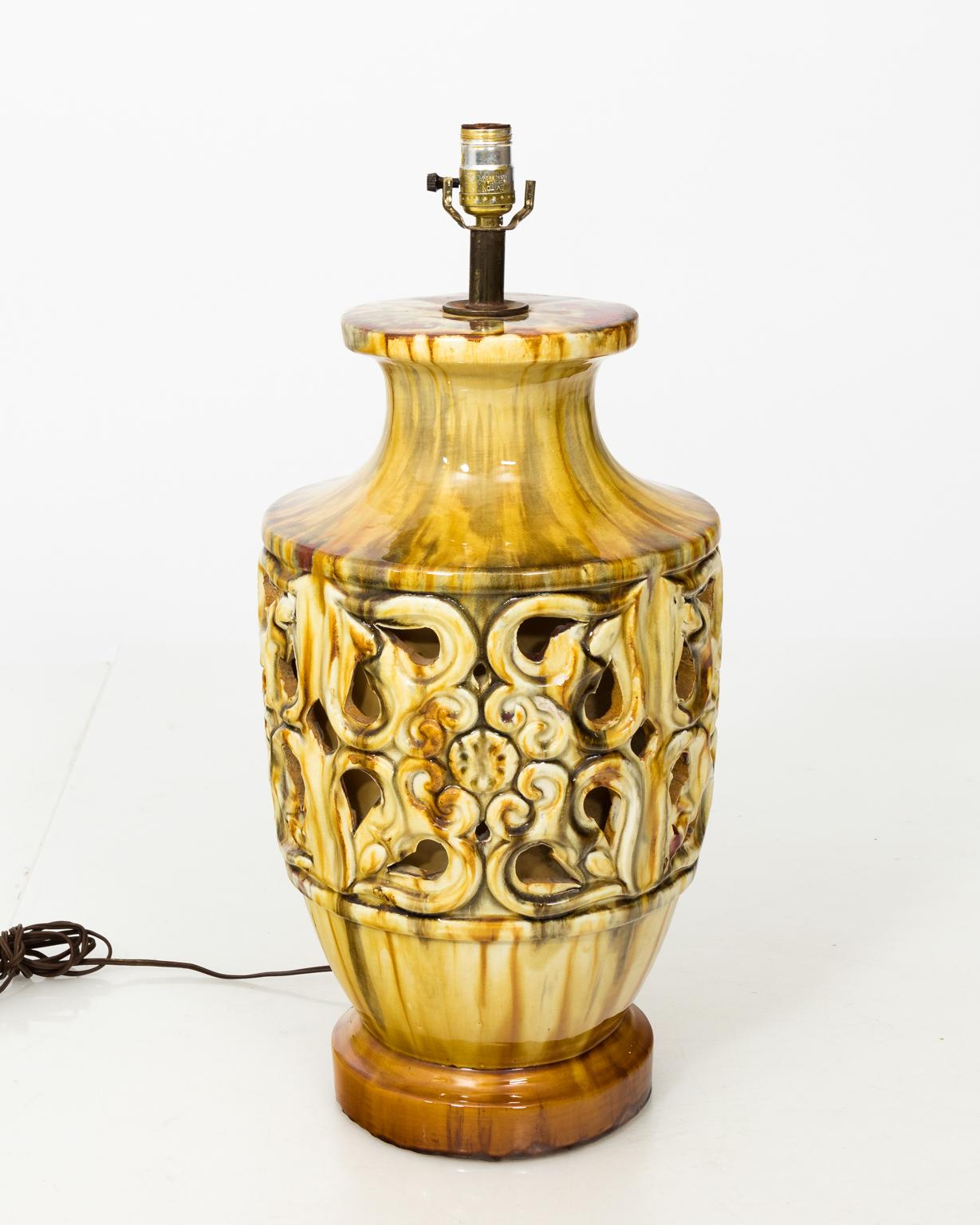 Pair of Italian Terracotta Midcentury Lamps For Sale 3