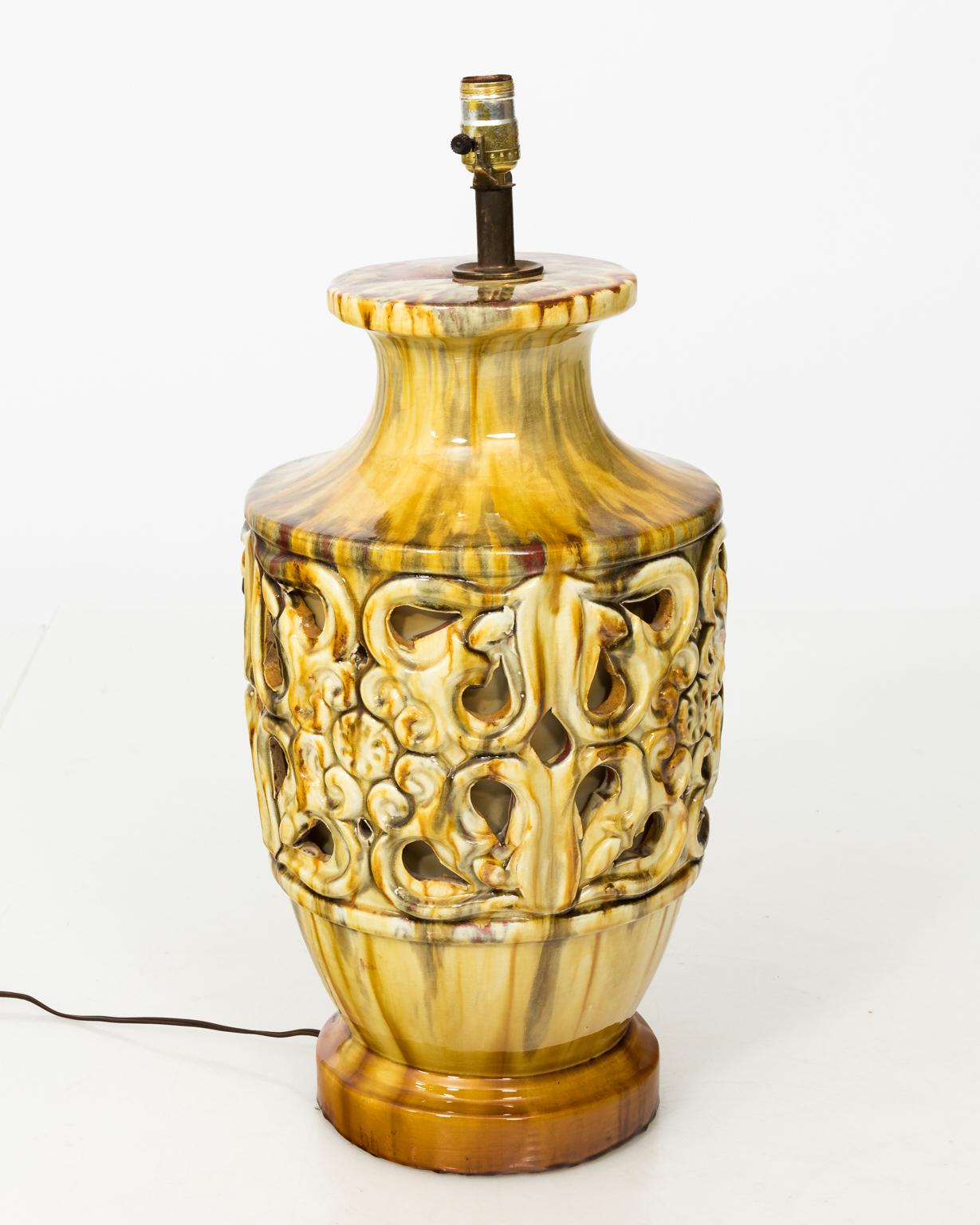 Pair of Italian Terracotta Midcentury Lamps For Sale 4