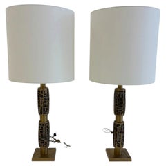 Paar italienischer Tischlampen aus strukturiertem Messing, 1970er Jahre