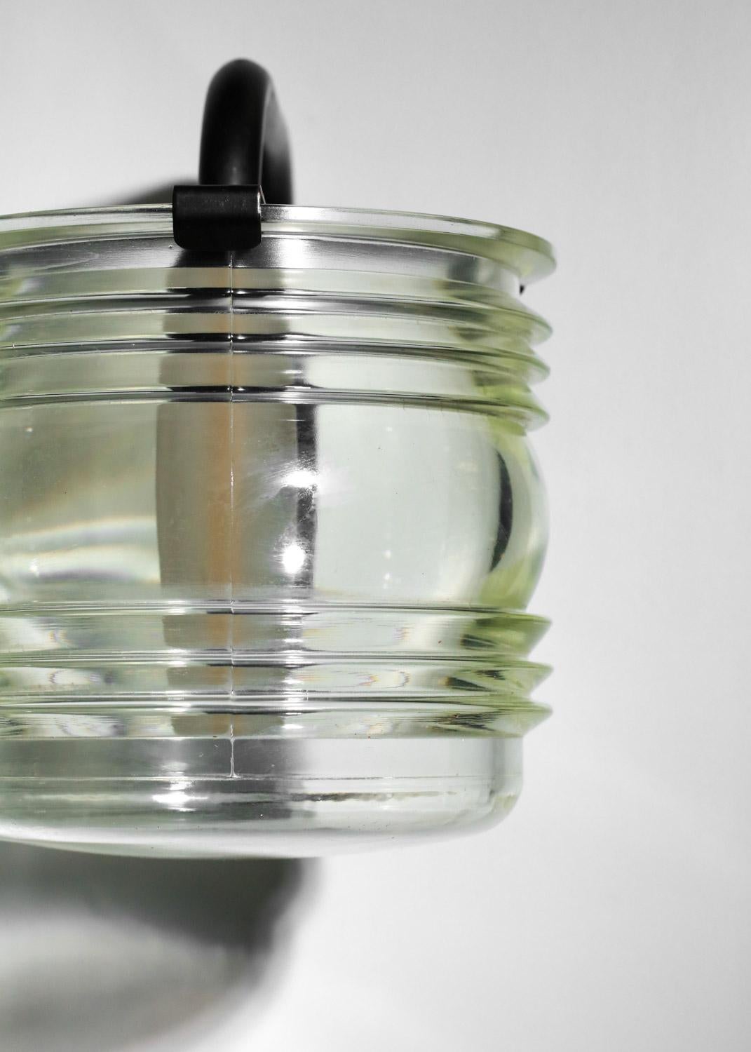 Pair of Italian Tito Agnoli glass wall lights from the 1960s For Sale 3