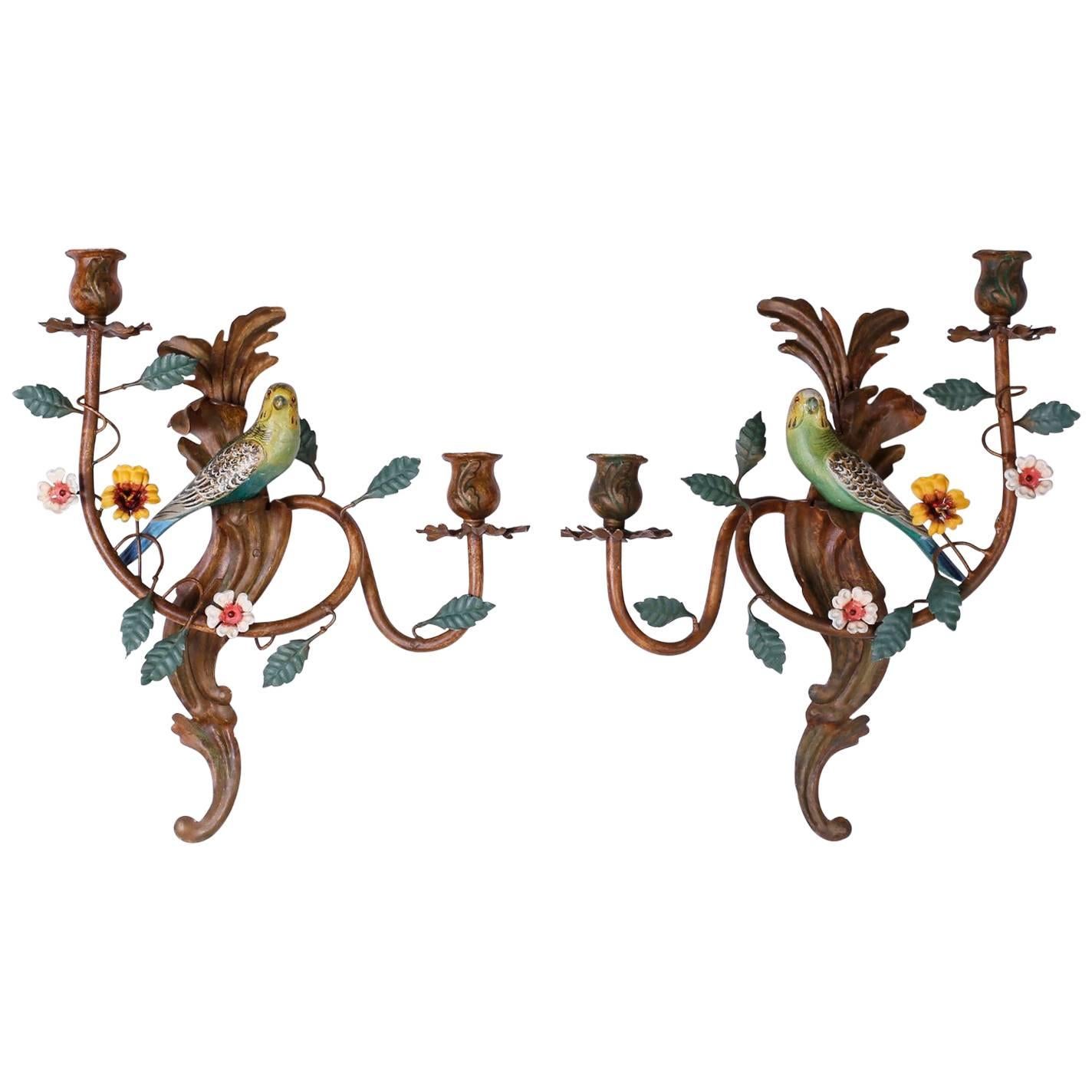 Paire d'appliques italiennes en forme d'oiseau de Tole