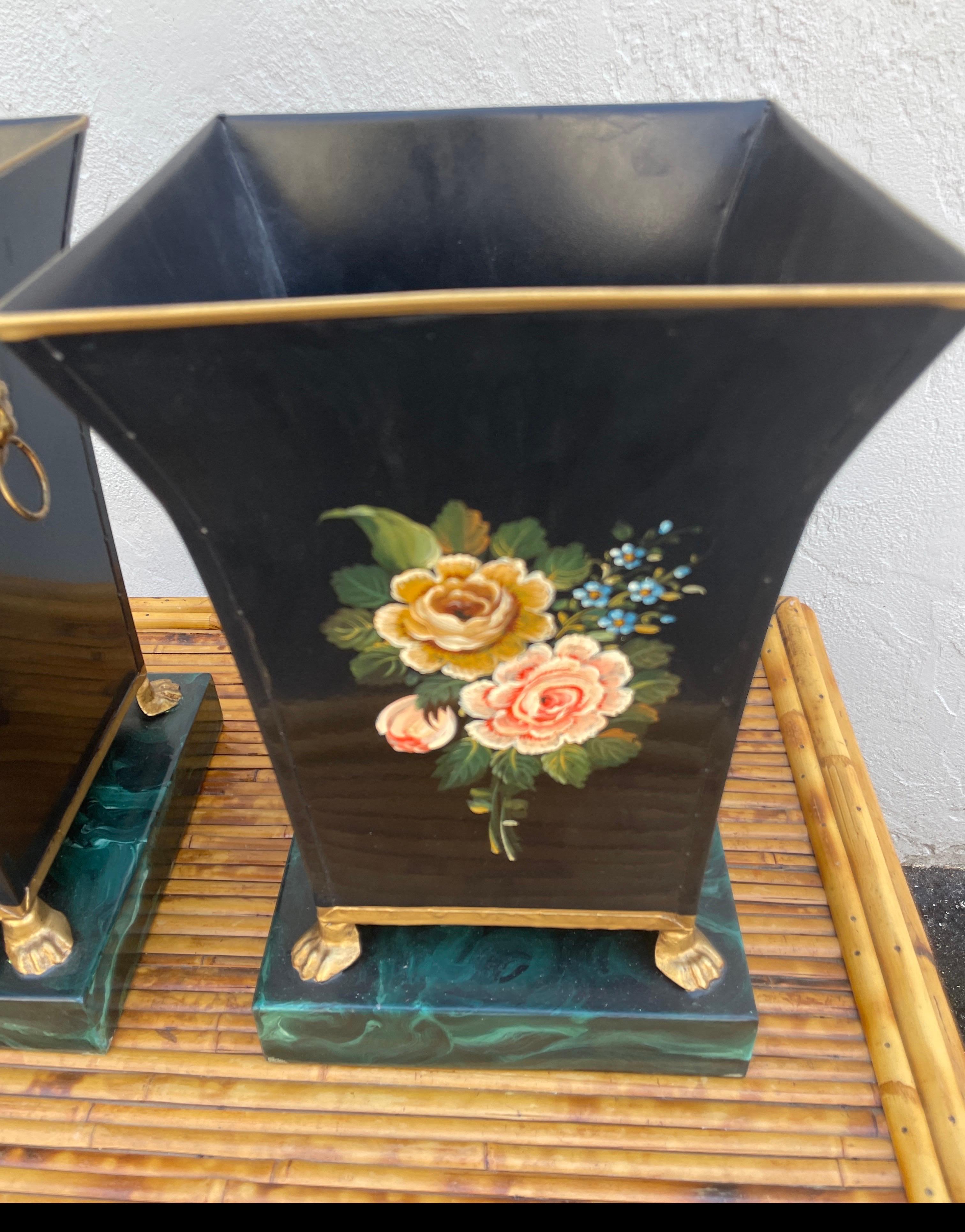 20th Century Pair of Italian Tole Cachepots For Sale