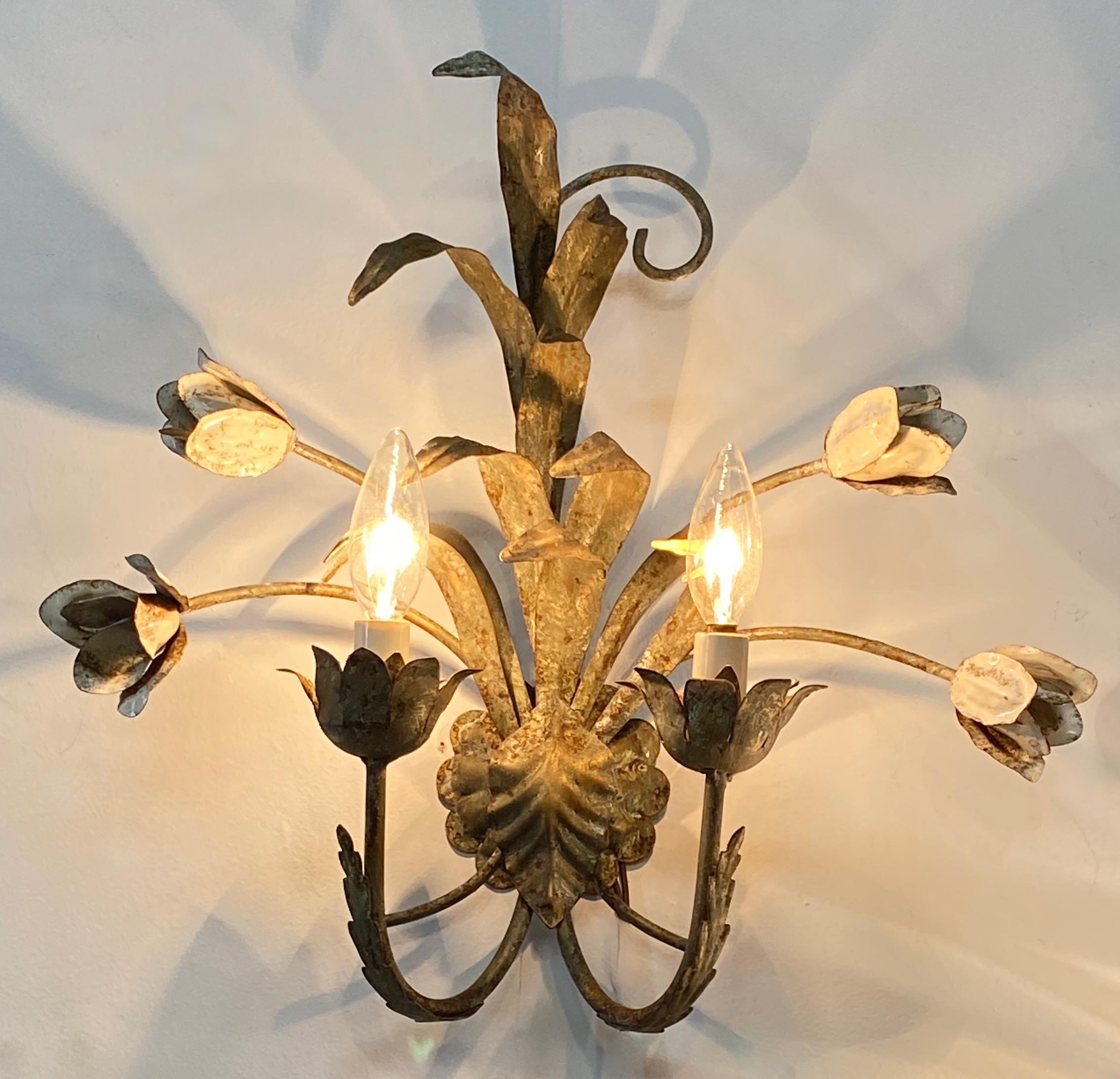 Pair of Italian Tole Painted Floral Tulip Sconces, Circa 1950 In Good Condition In San Francisco, CA
