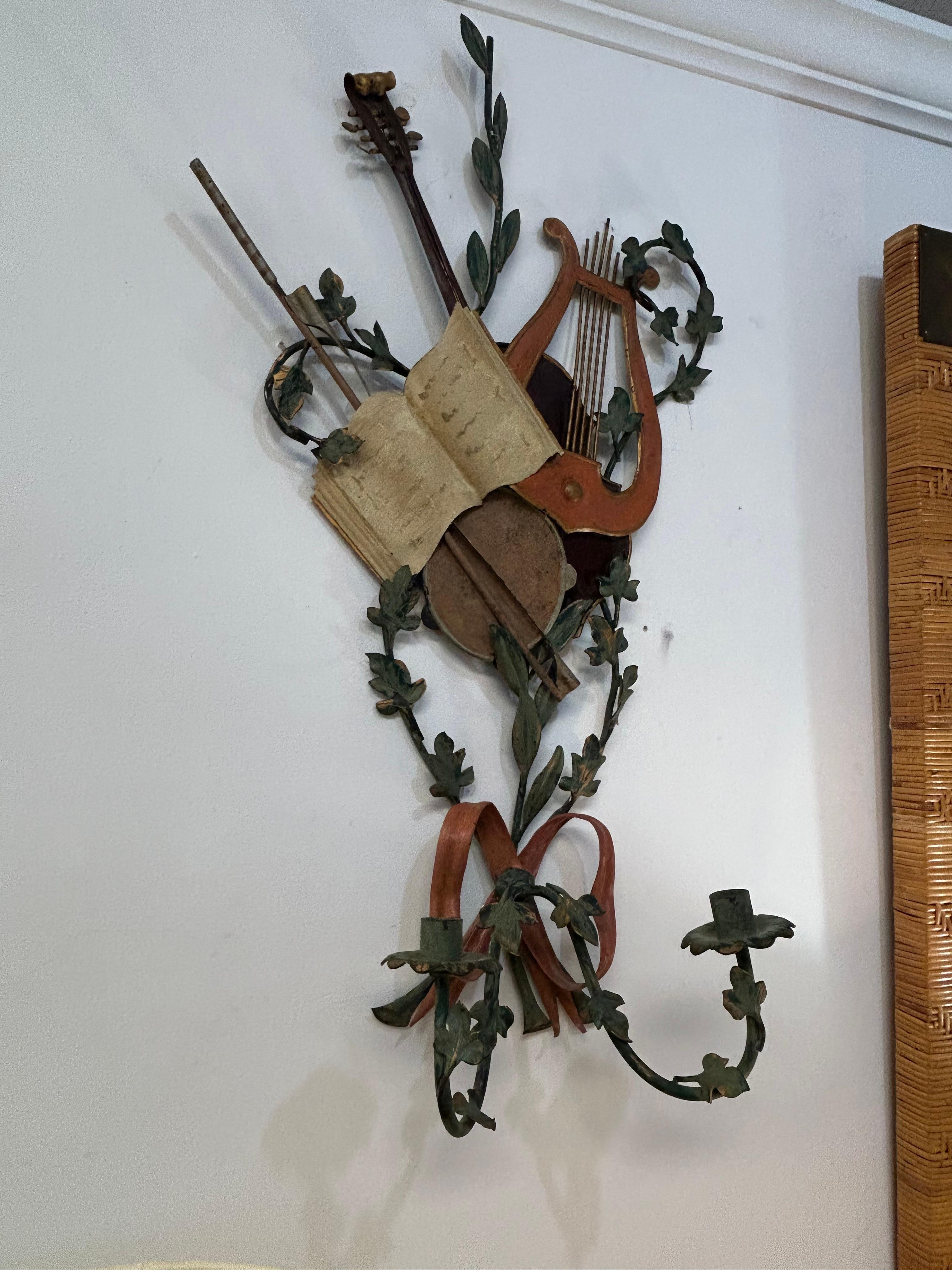 Pair of Italian tole sconces with lyre  and violin For Sale 6
