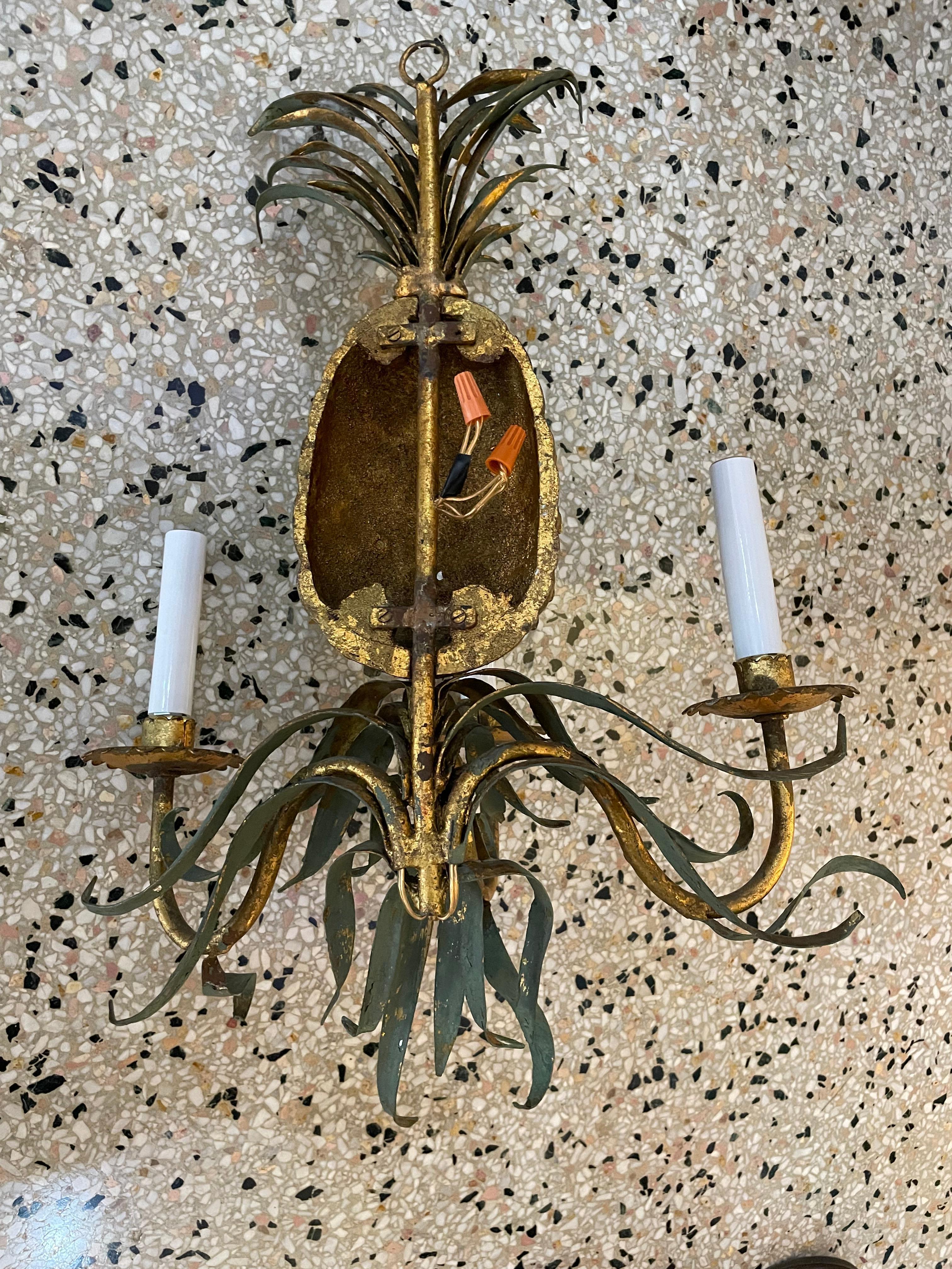 Hand-Crafted Pair of Italian Toleware Pineapple Sconces For Sale