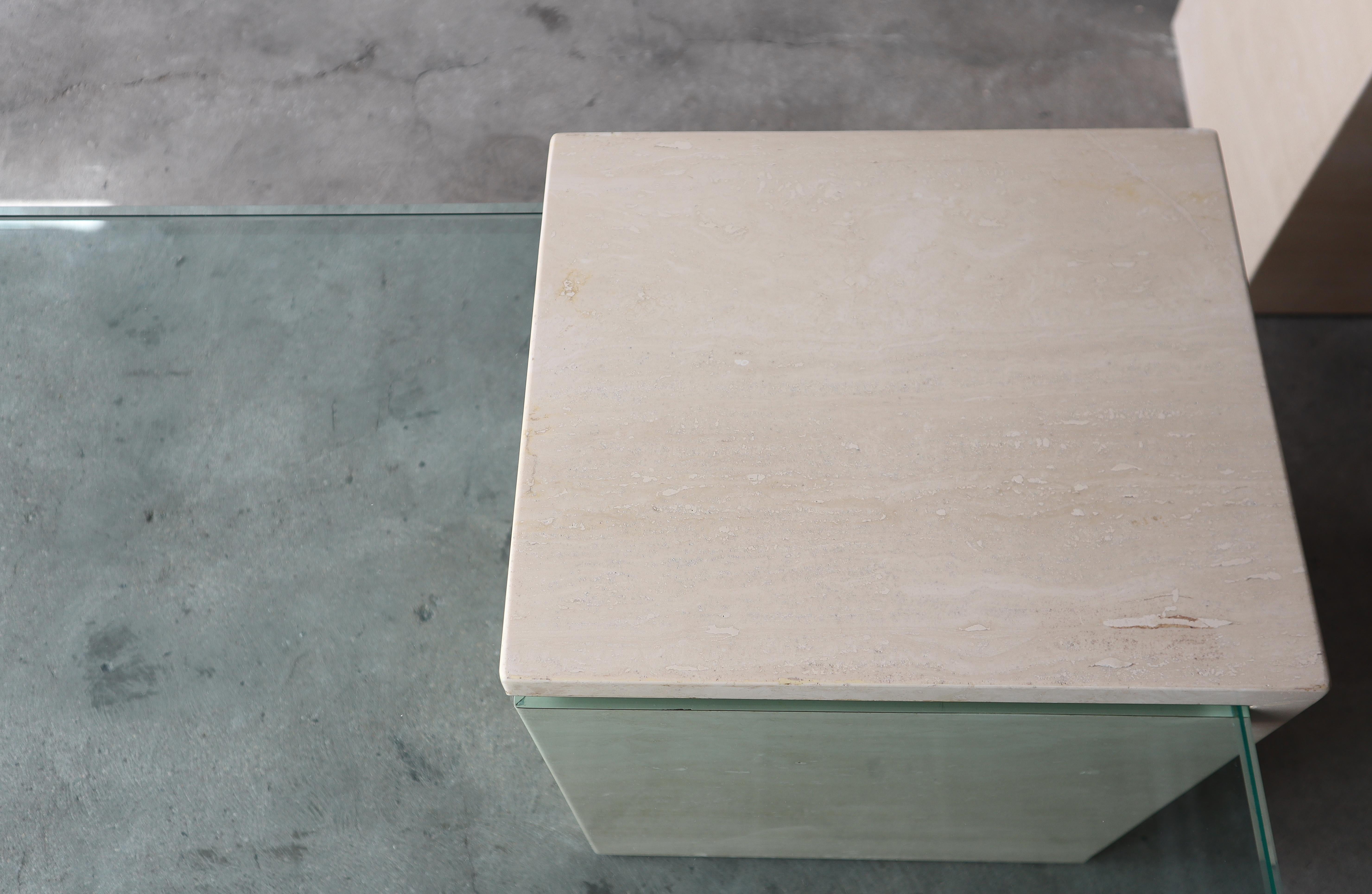 Pair of Italian Travertine and Cantilevered Glass Coffee Tables For Sale 3