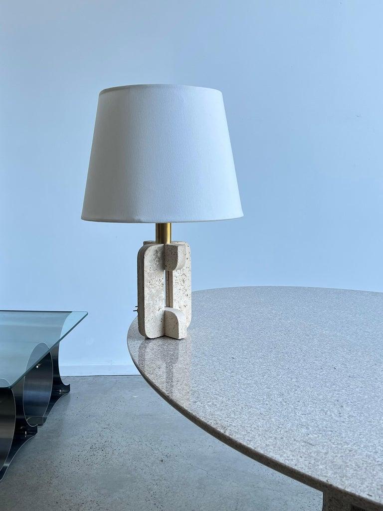 Pair of Italian Travertine Base and Brass Table Lamp by Fratelli Mannelli For Sale 10