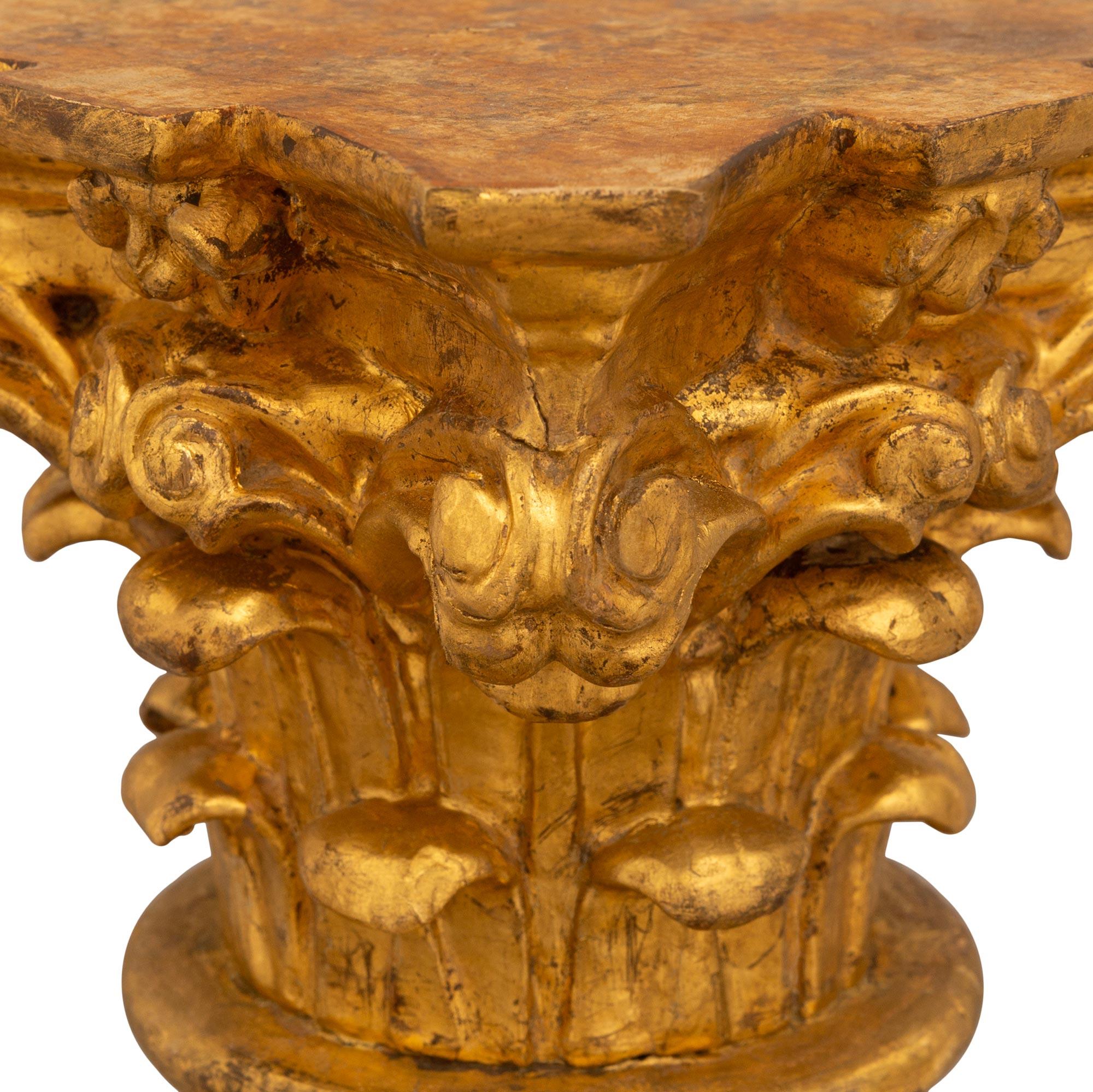 20th Century Pair Of Italian Turn Of The Century Neoclassical St. Giltwood Corinthian Columns For Sale