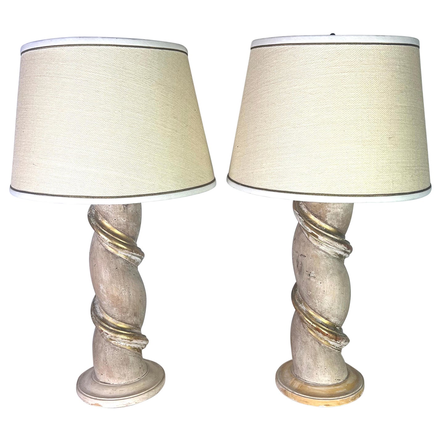 Paire de lampes italiennes à colonne torsadée avec abat-jour