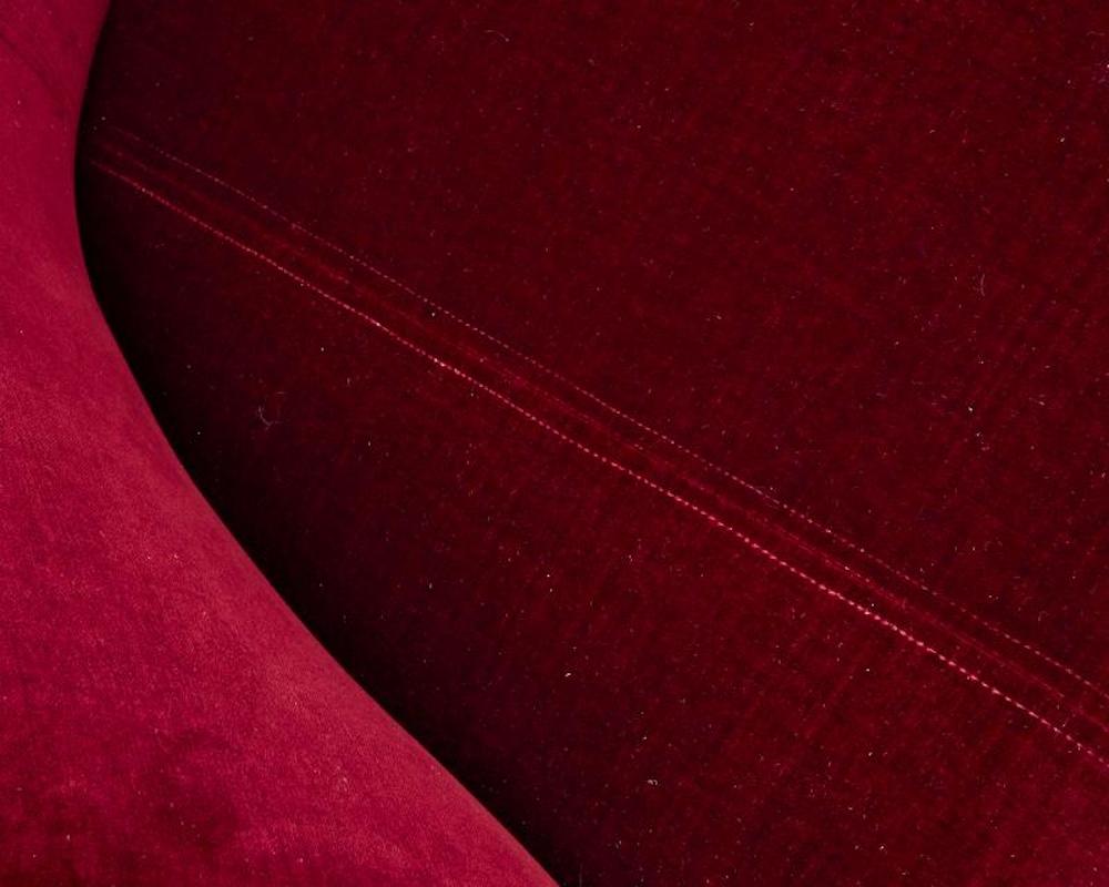 Mid-Century Modern Paire de  Chaises et poufs tapissés italiens en vente