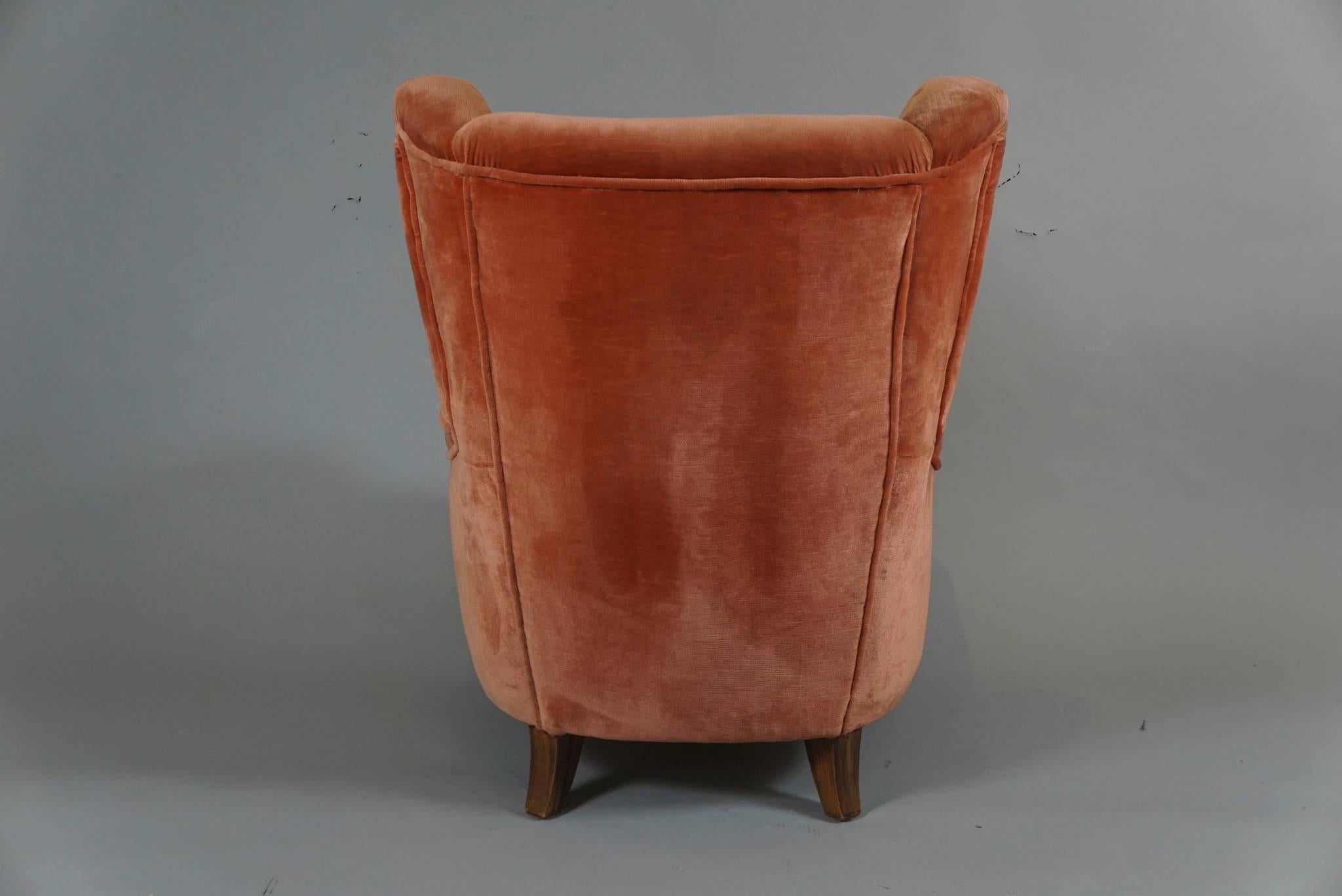 Pair of Italian Upholstered Club Chairs 1