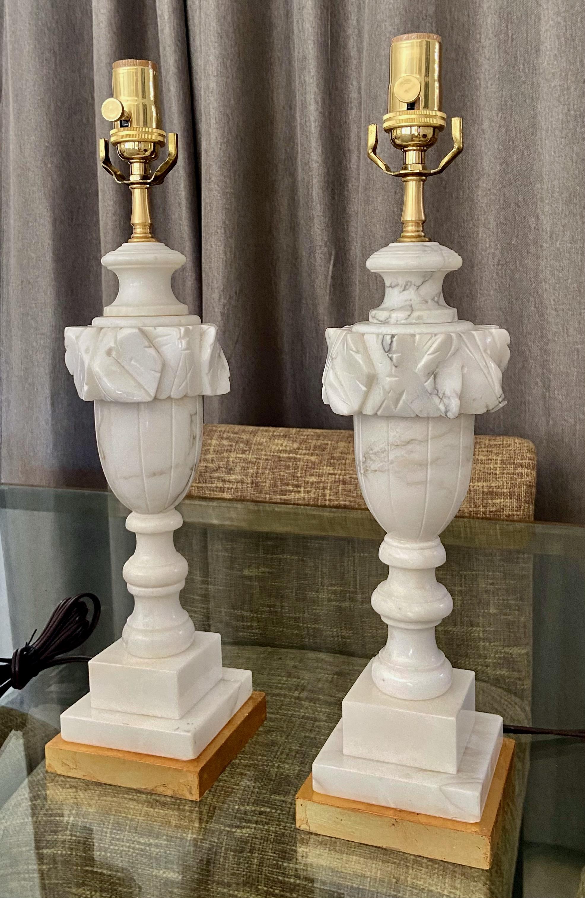 Pair of Italian Urn Neoclassic Alabaster Table Lamps For Sale 14