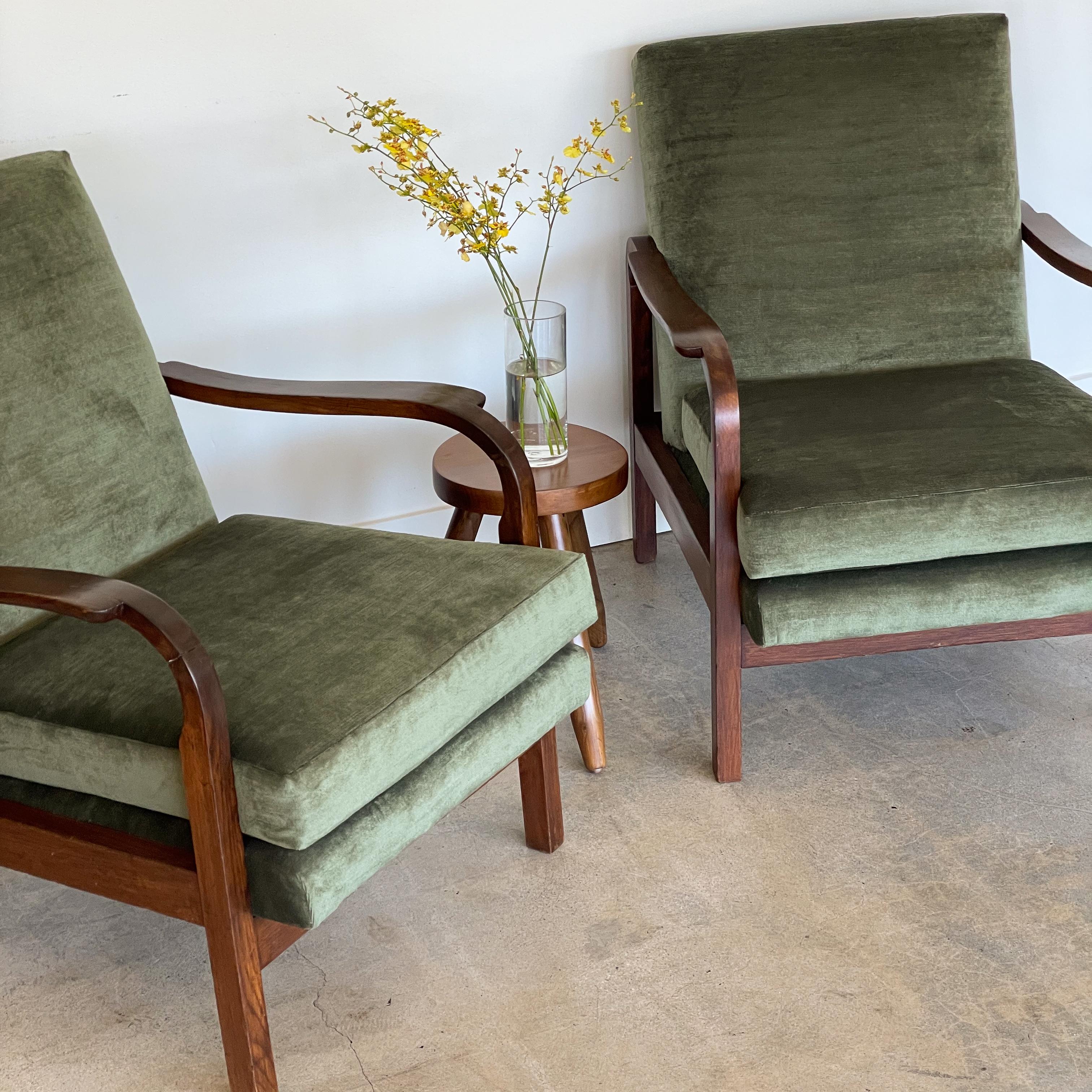 Pair of Italian Velvet and Wood Armchairs In Good Condition For Sale In Los Angeles, CA