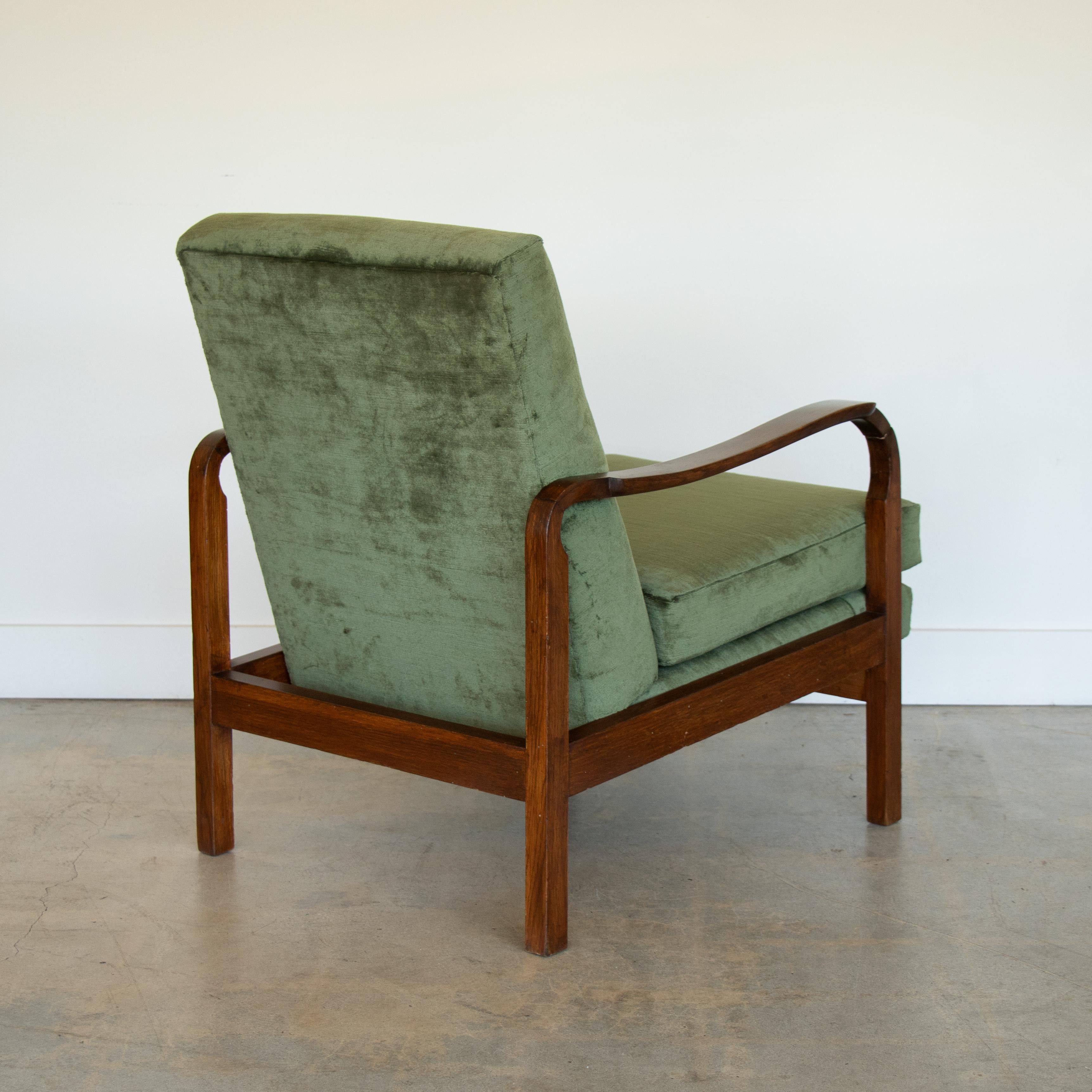 Pareja de sillones italianos de terciopelo y madera 1