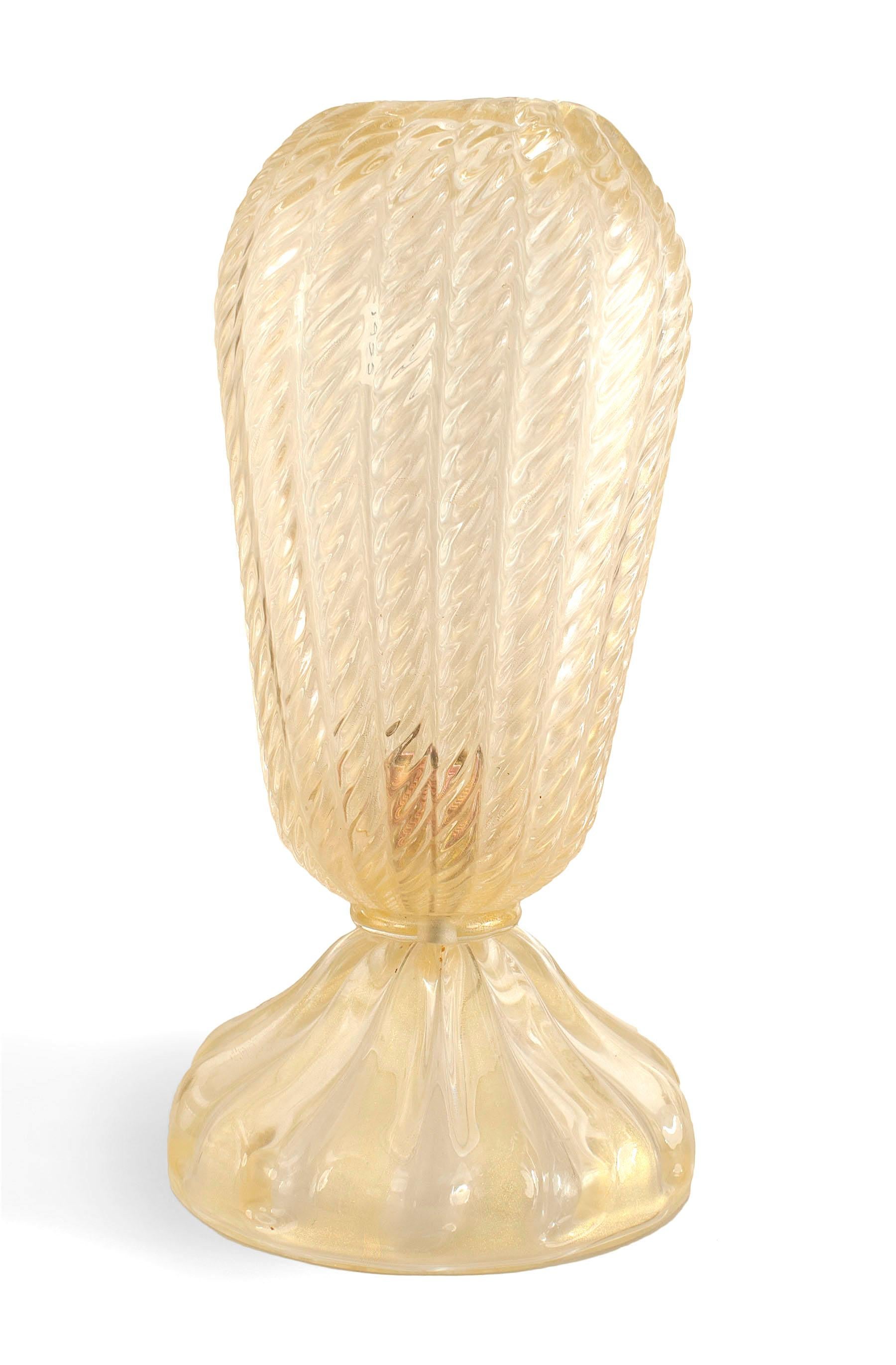Pair of Italian Venetian 1940s swirl gold dusted tapered cylindrical oval shaped glass internal light lamps resting on a round fluted swirl design (BAROVIER ET TOSO) (PRICED AS Pair).

