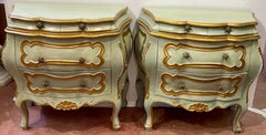 Paire de commodes/tables de nuit/tables d'appoint vénitiennes italiennes en forme de bombe bleue