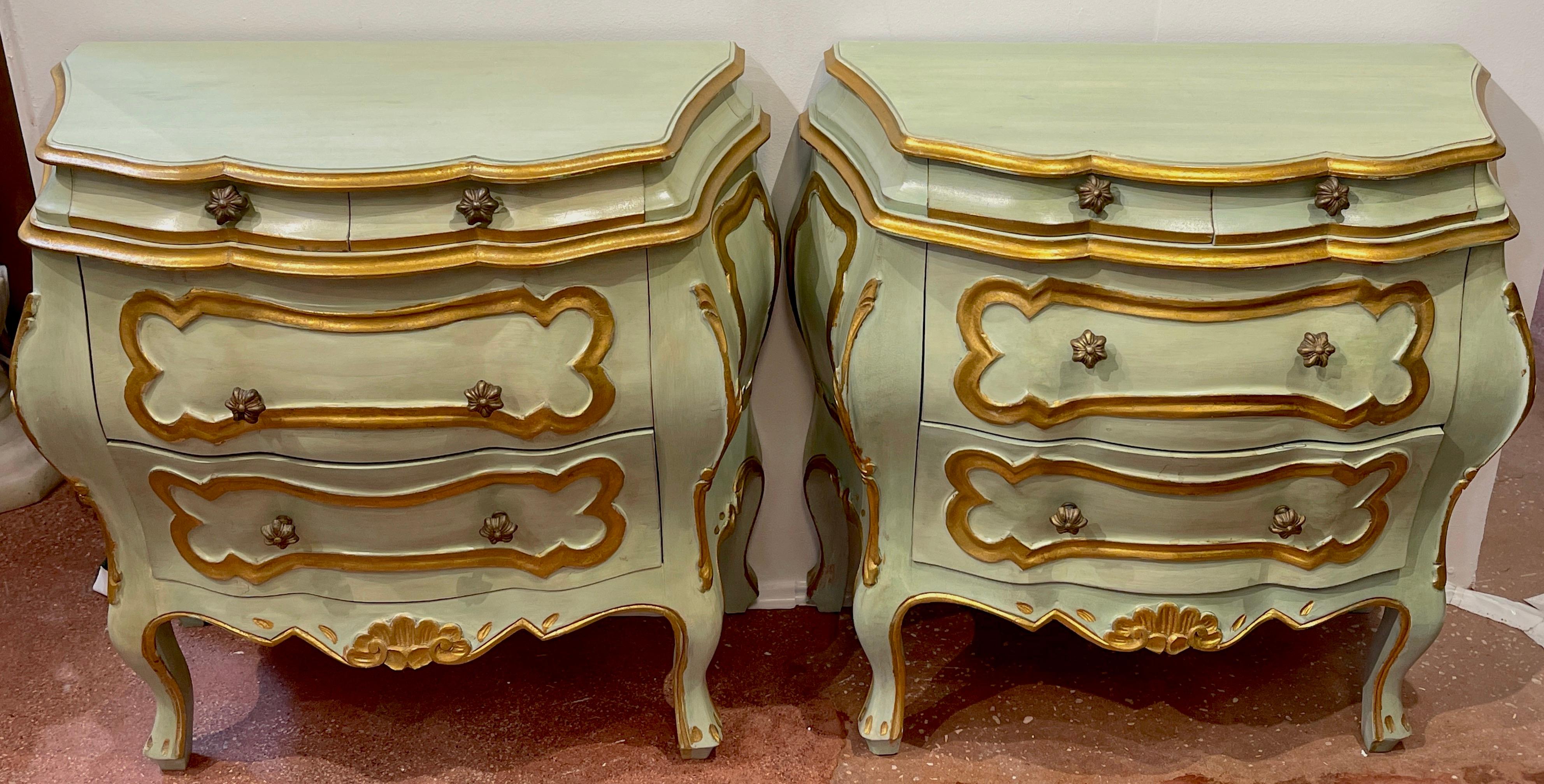 Neoclassical Pair of Italian Venetian Blue Bombe Commodes/ Nightstands/ End Tables For Sale