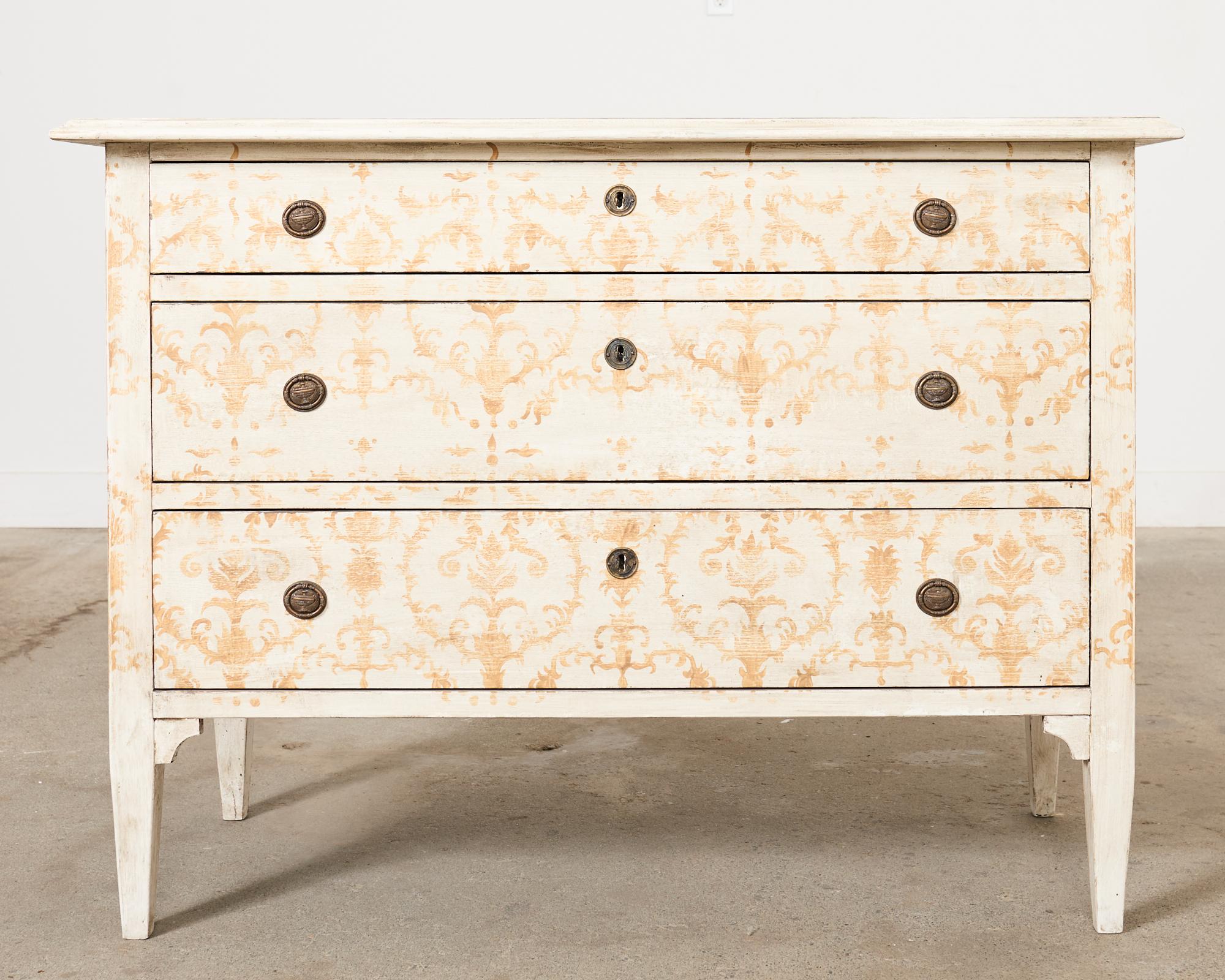 Pair of Italian Venetian Style Painted Pine Commodes or Chests For Sale 1