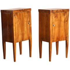 Pair of Italian Veneto, Neoclassic Light Walnut 1-Door Commodes, 19th Century