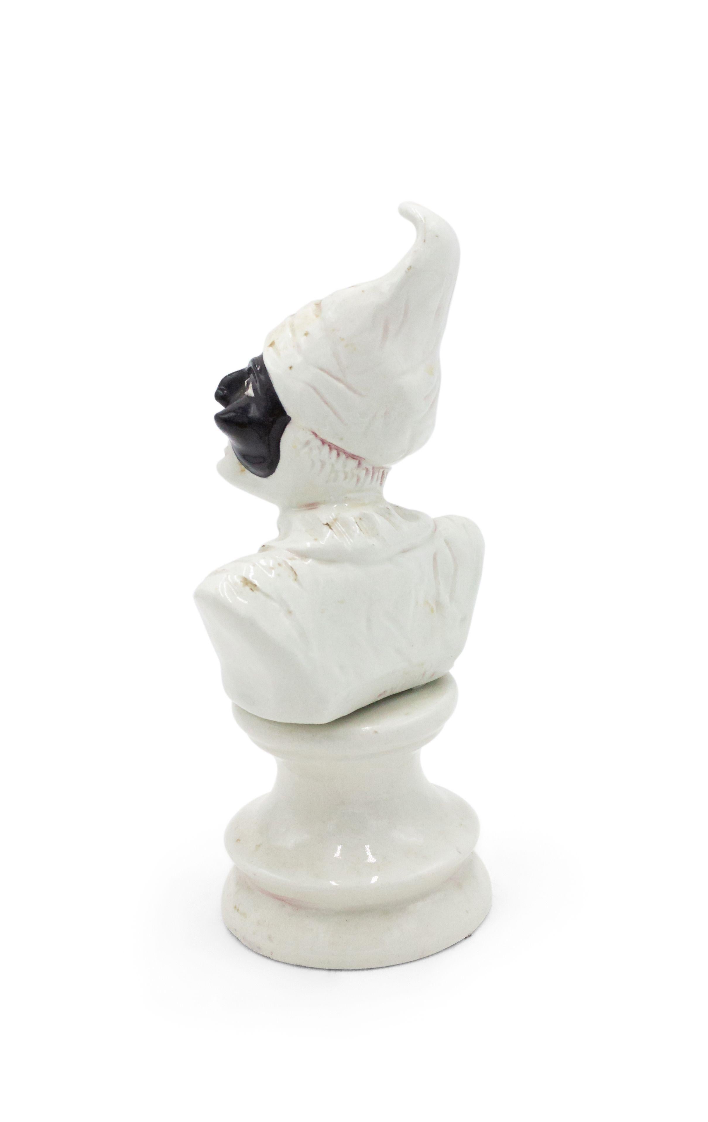 20th Century Pair of Italian Venetrian Porcelain Clown Busts For Sale