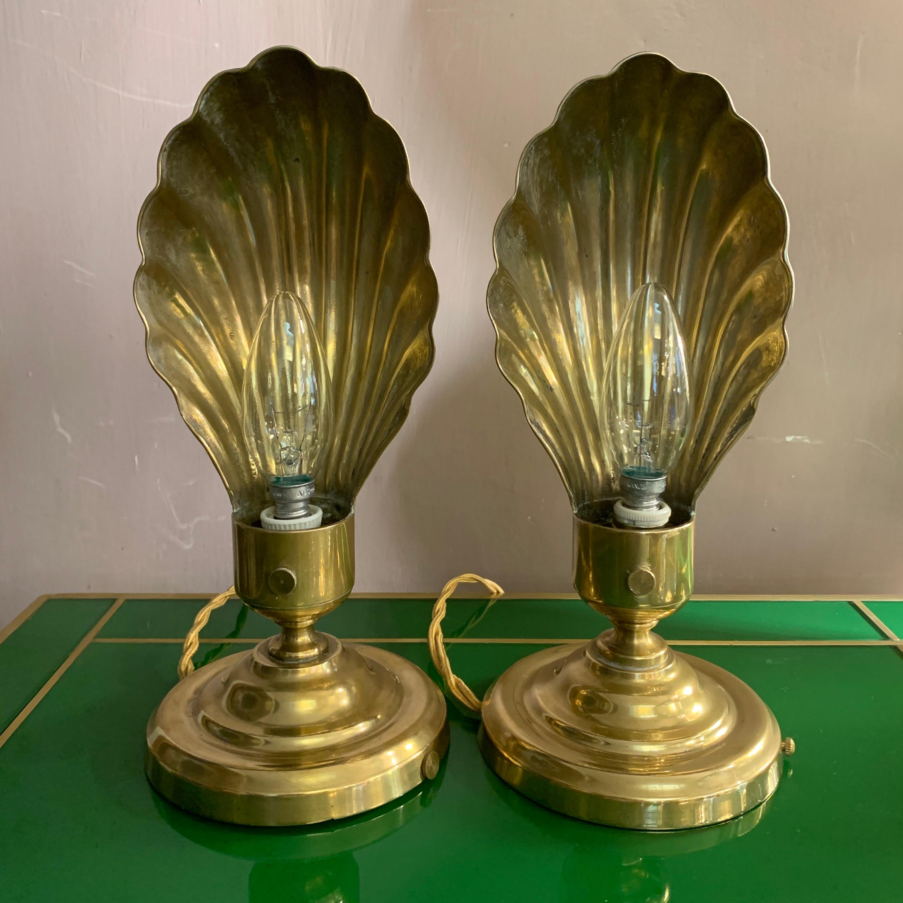Pair of Italian Vintage Brass Clam Shell Nightstand Lamps, 1950s 3