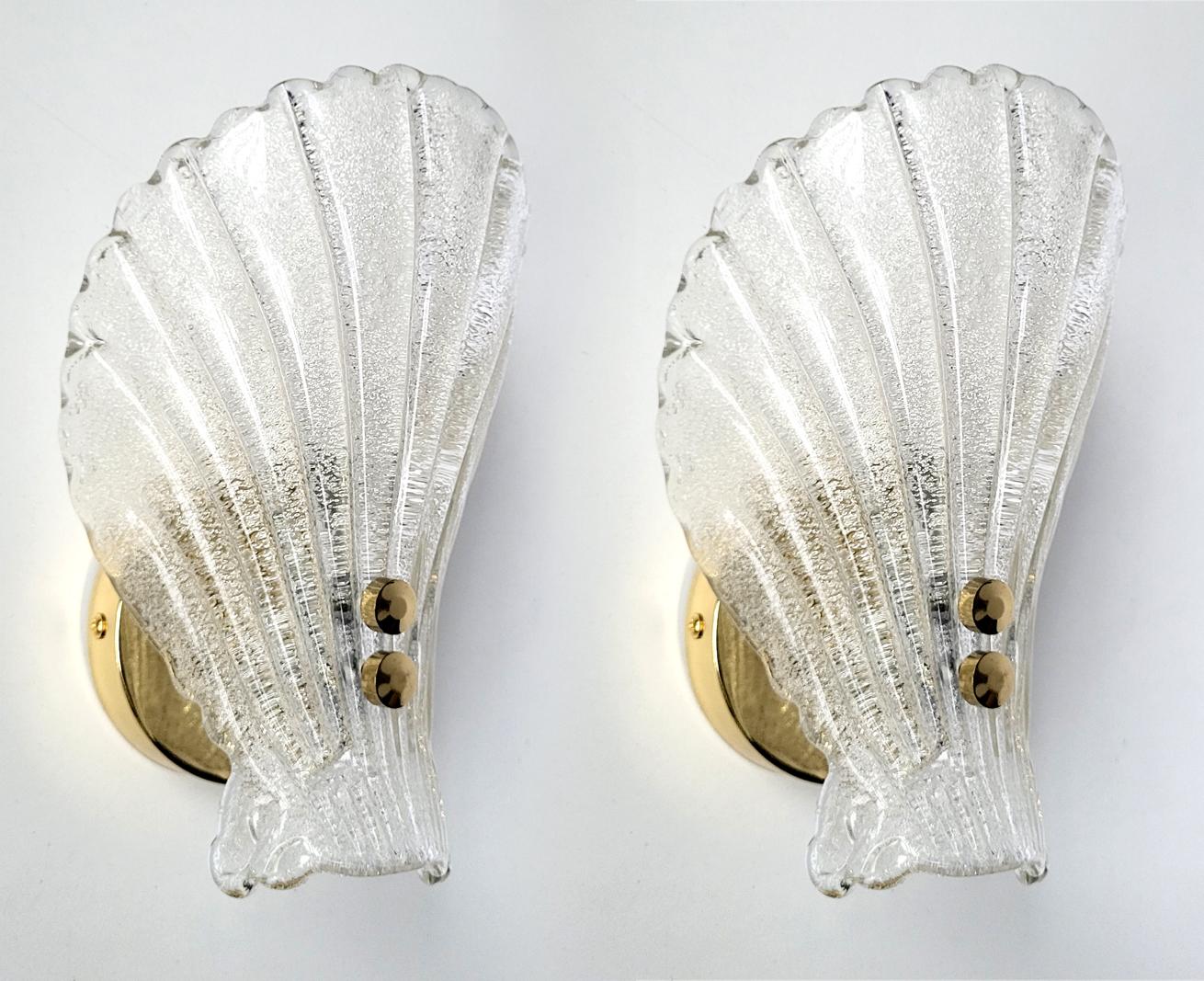 Pair of beautiful sculptural glass and brass sconces. 
Germany, 1960s
Lamp sockets: 1

   