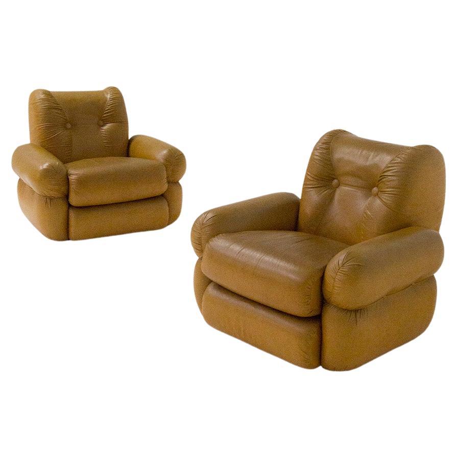 Pair of Italian Vintage Leather Armchairs in Space Age Style of the 70s