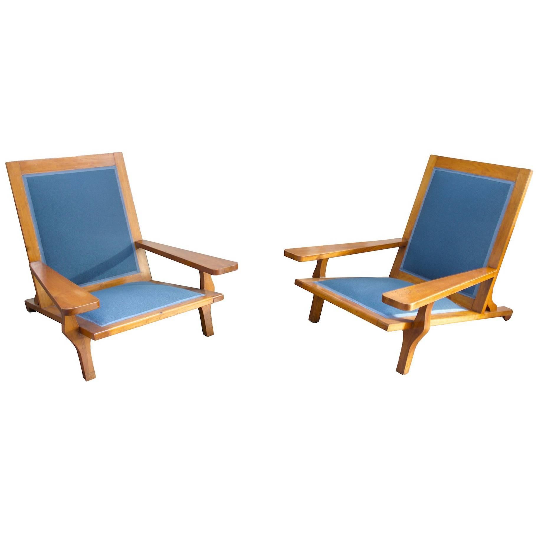 Pair of Italian Vintage Lounge Chairs in Wood For Sale