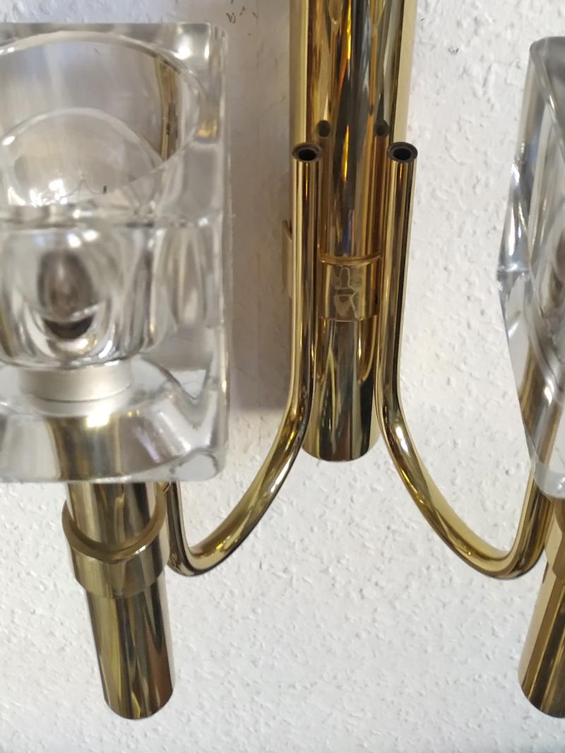 Paar italienische Vintage Modernist Messing und Glas Sciolari Wandleuchten Sconces (Italienisch) im Angebot