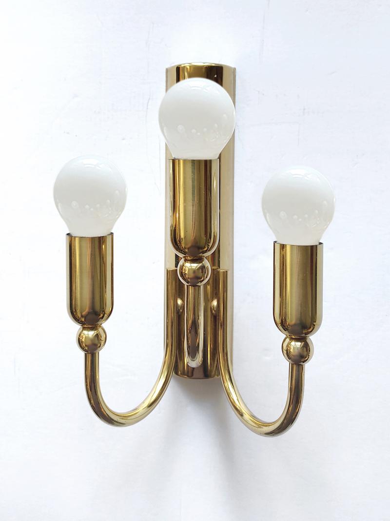 Paar italienische modernistische Sciolari Wandleuchten aus Messing Wandleuchter (Minimalistisch) im Angebot