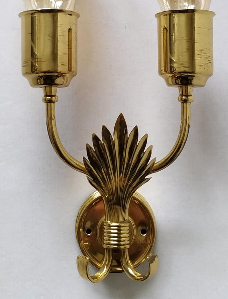 Pair of Italian Vintage Sculptural Brass Sconces Wall Lights, 1950s In Good Condition For Sale In Berlin, DE