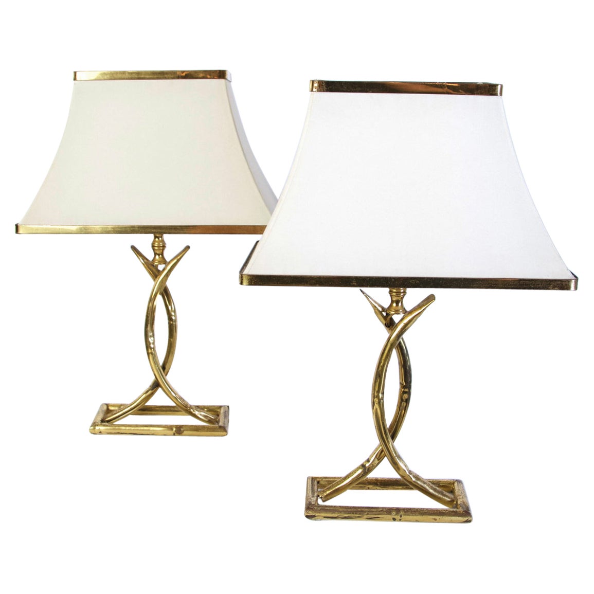 Coppia di lampade da tavolo vintage italiane in ottone, anni '70