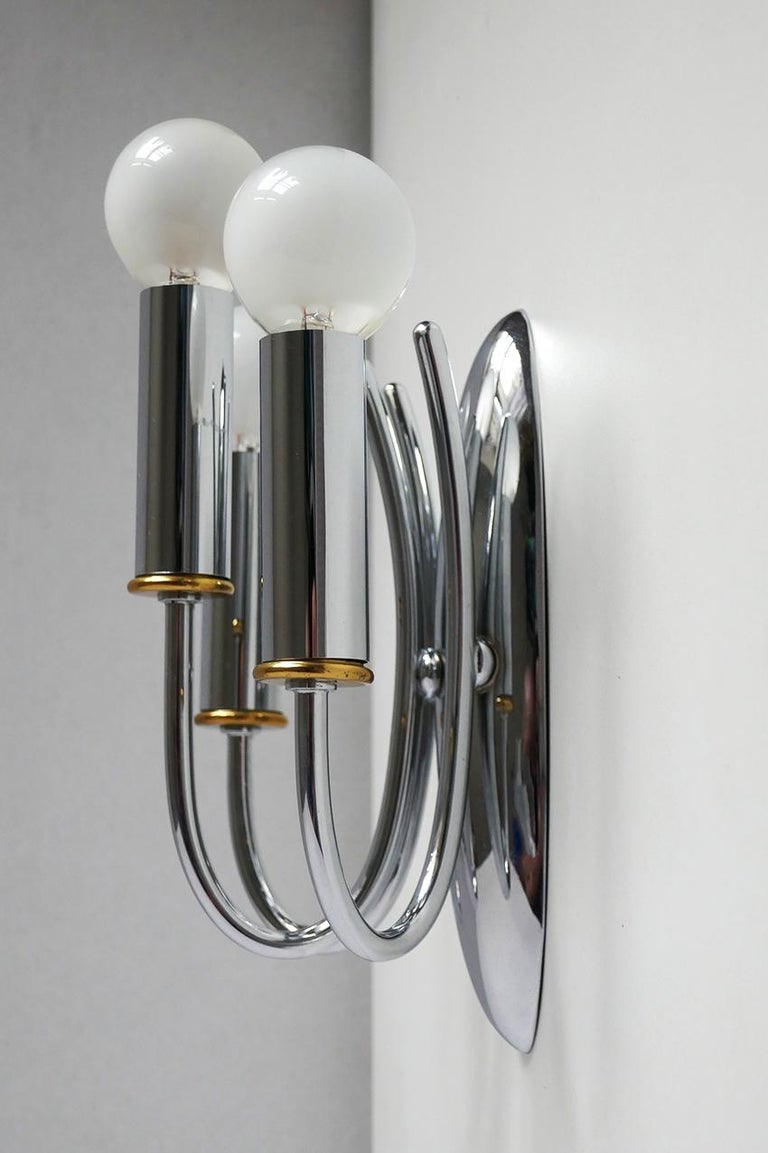Mid-Century Modern Pair of Italian Vintage Wall Lights Sconces, 1960s For Sale