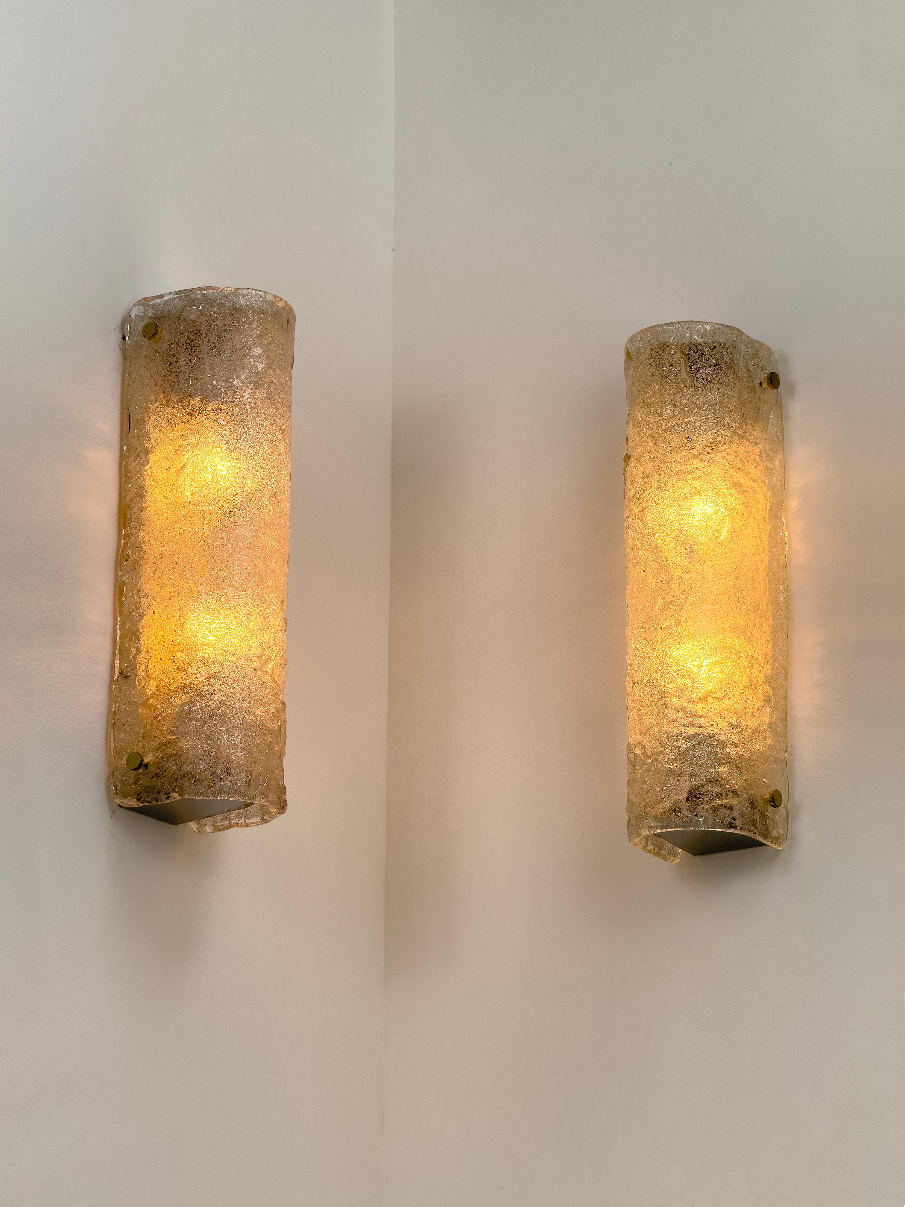 Pareja de Apliques de Pared Vintage Italianos - Vidrio Esmerilado Artesanal, 1960/70 en venta 4