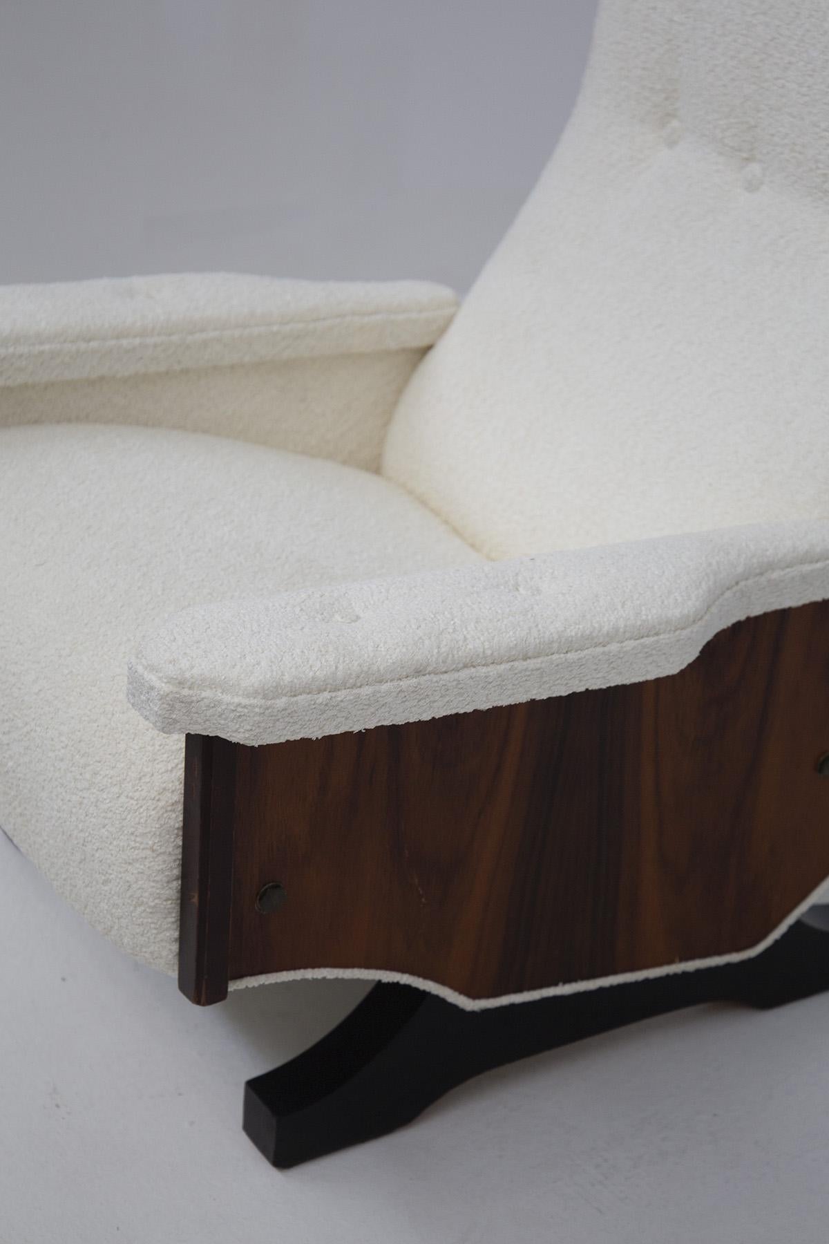 Pair of Italian Vintage Walnut Wood and Boucle Armchairs For Sale 6