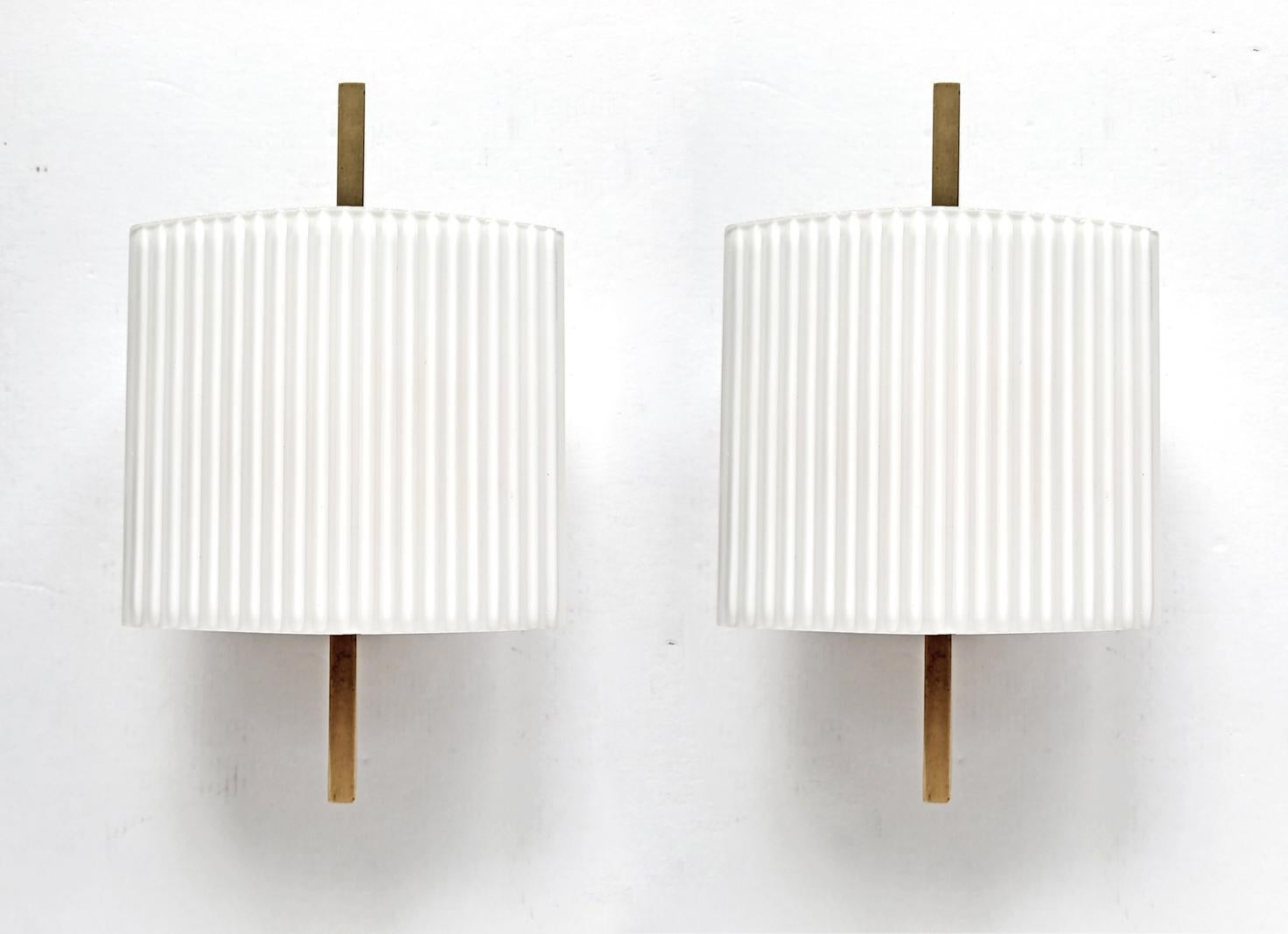Metal Pair of Italian Vintage White Glass and Brass Stilnovo Wall Lights Sconces 1950s