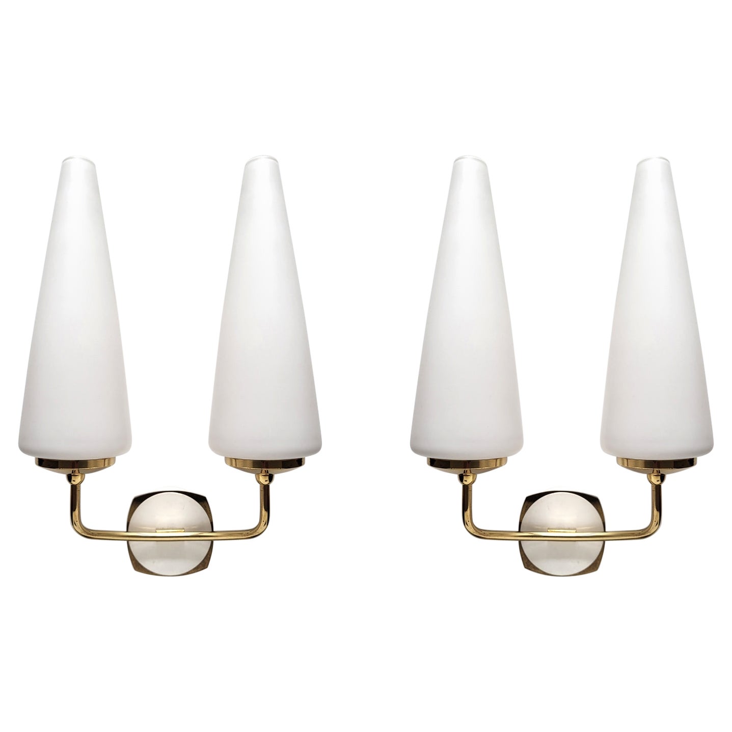 Pair of Italian Vintage White Glass and Brass Stilnovo Wall Lights Sconces 1950s