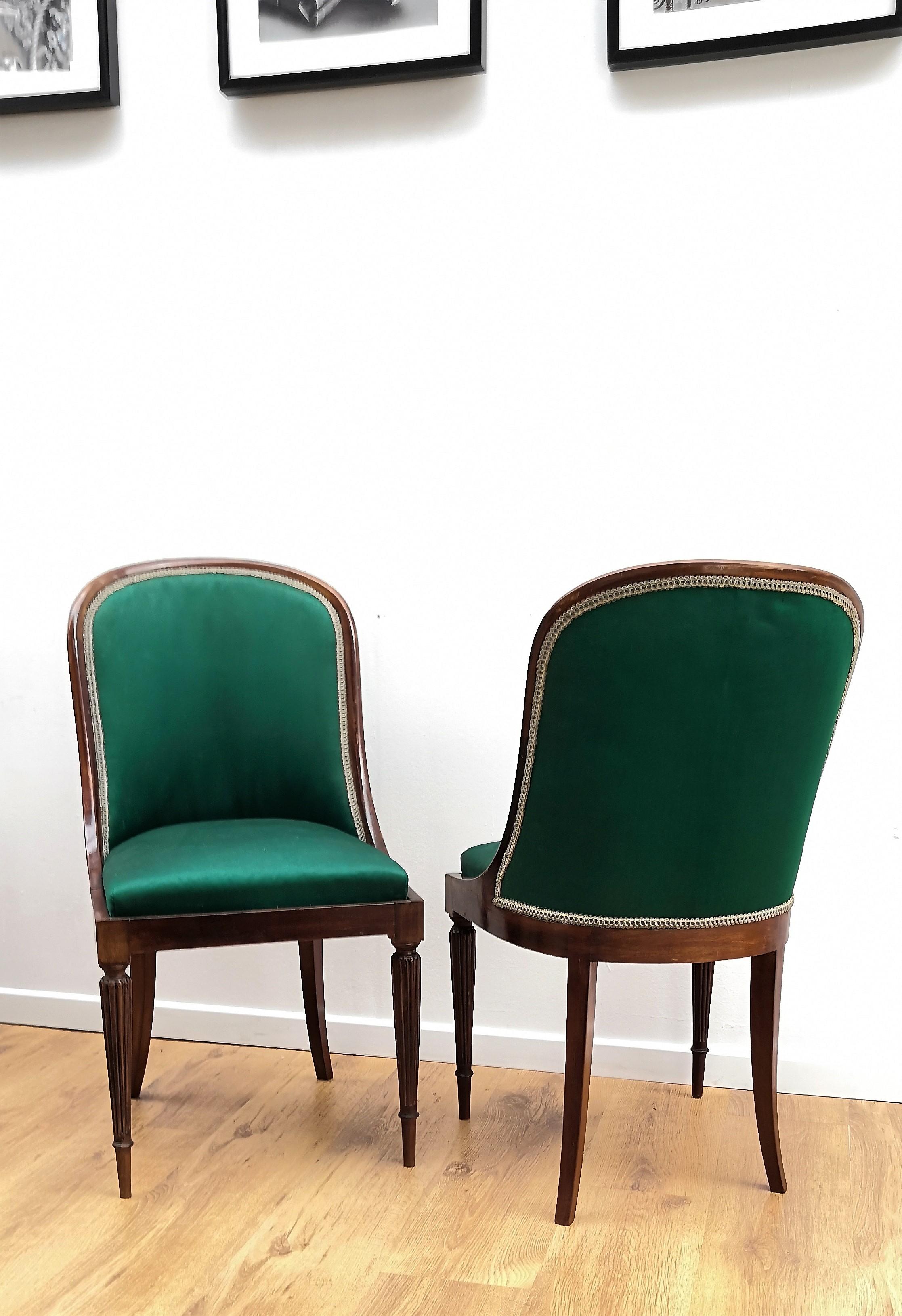 Pair of Italian Vintage Wooden Upholstered Chairs with Curved Back In Fair Condition In Carimate, Como