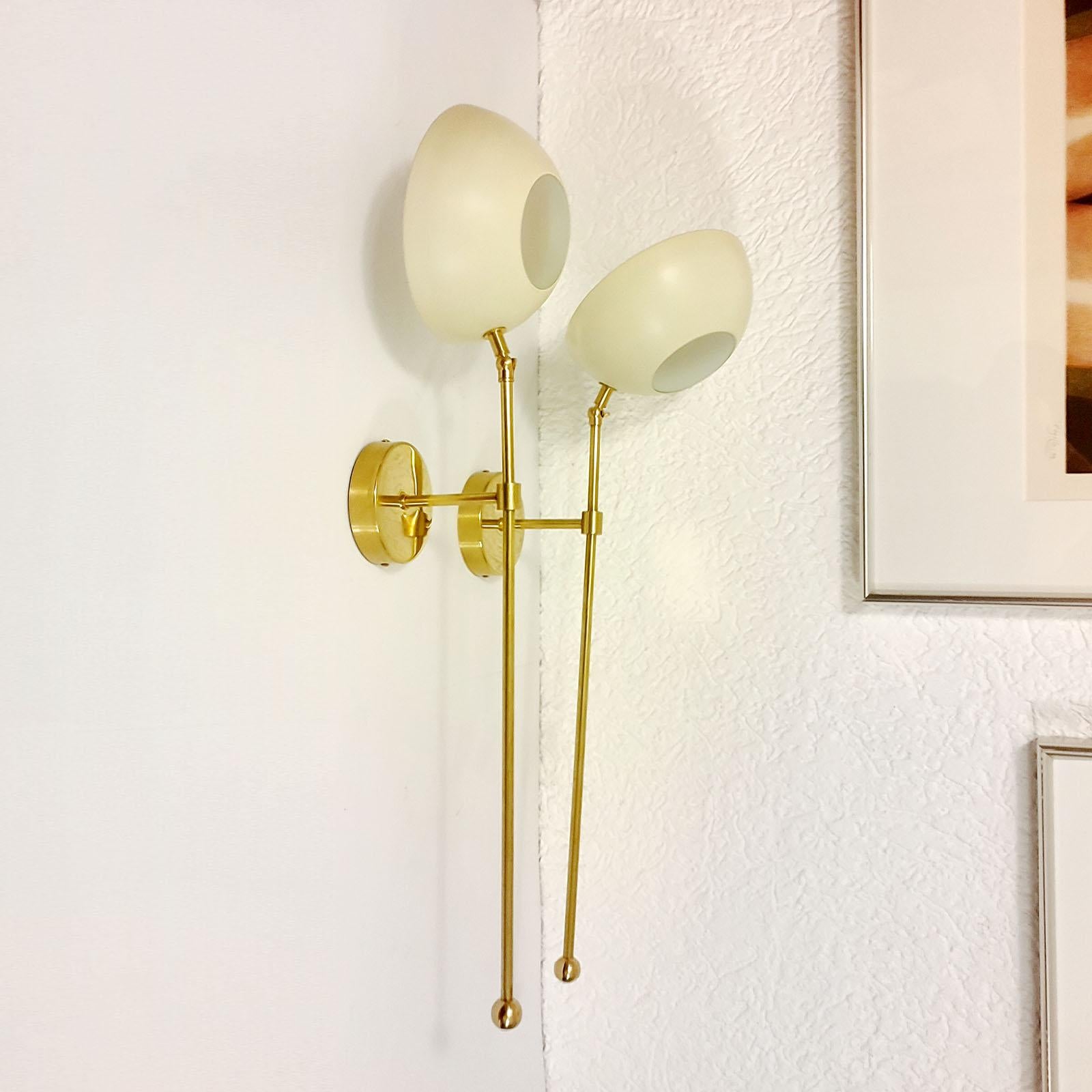 Pair of Italian Wall Lights, Brass and Ivory Lacquer, Stilnovo Style For Sale 6